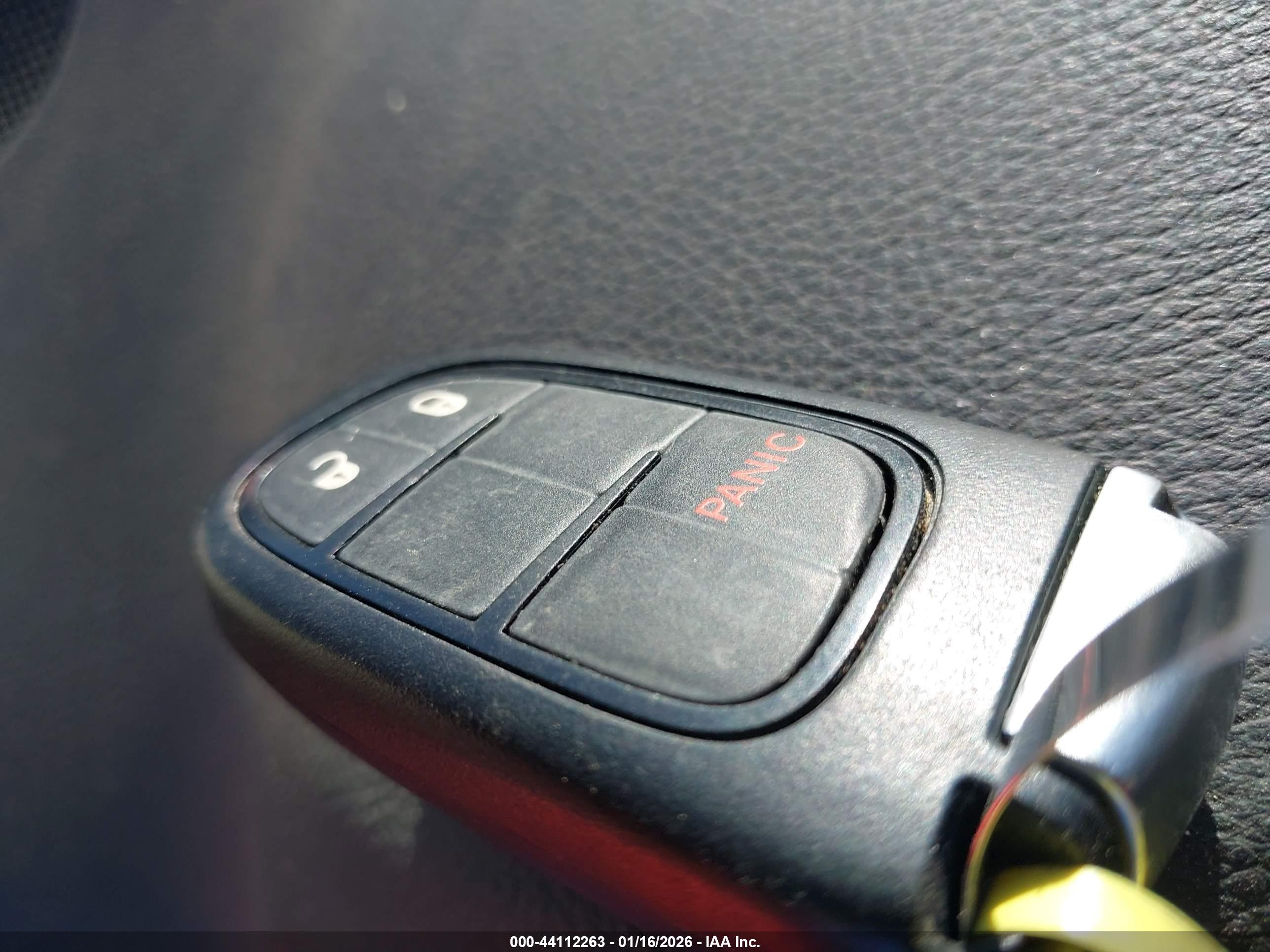 JEEP CHEROKEE image 11