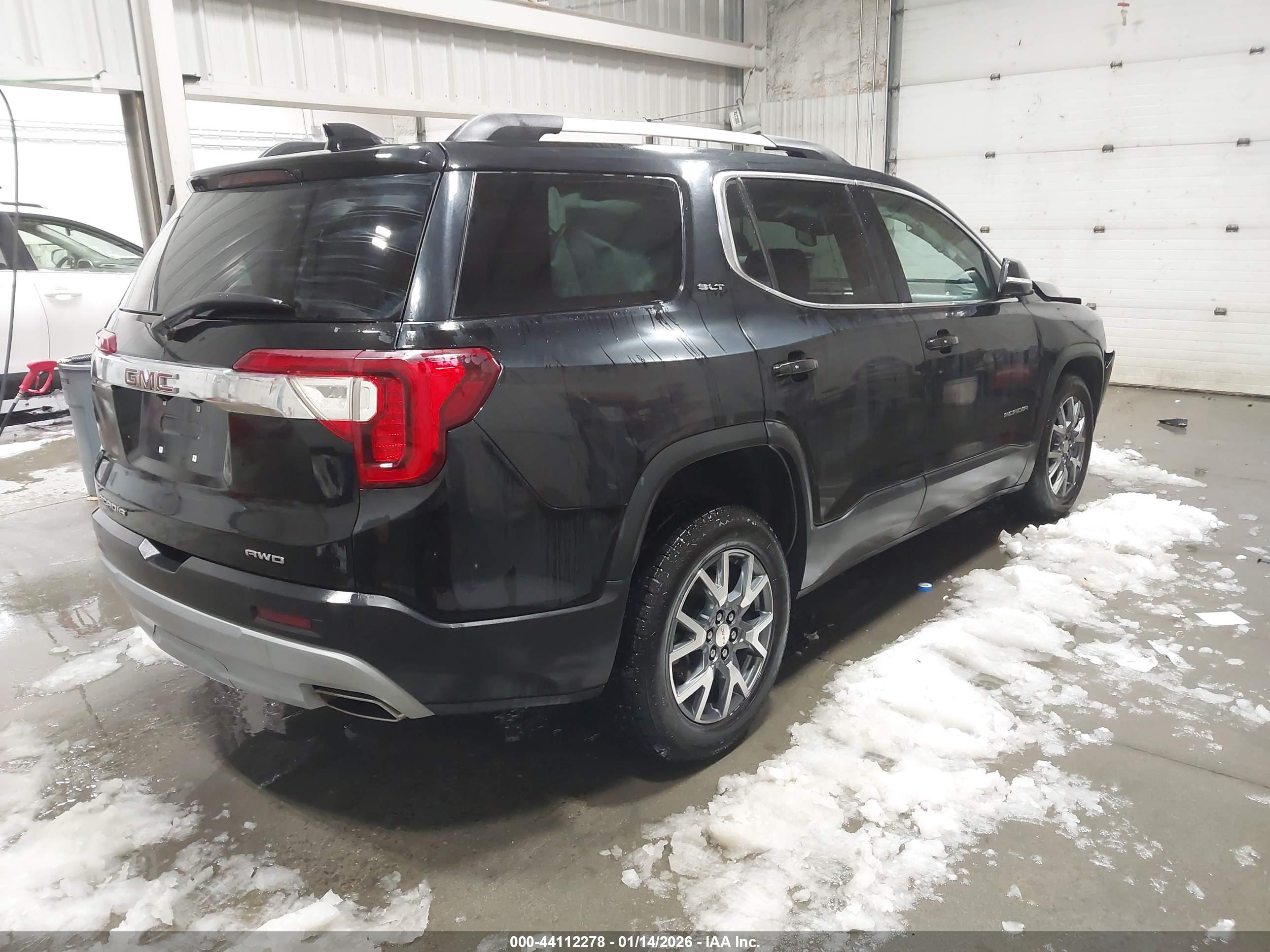 GMC ACADIA image 4