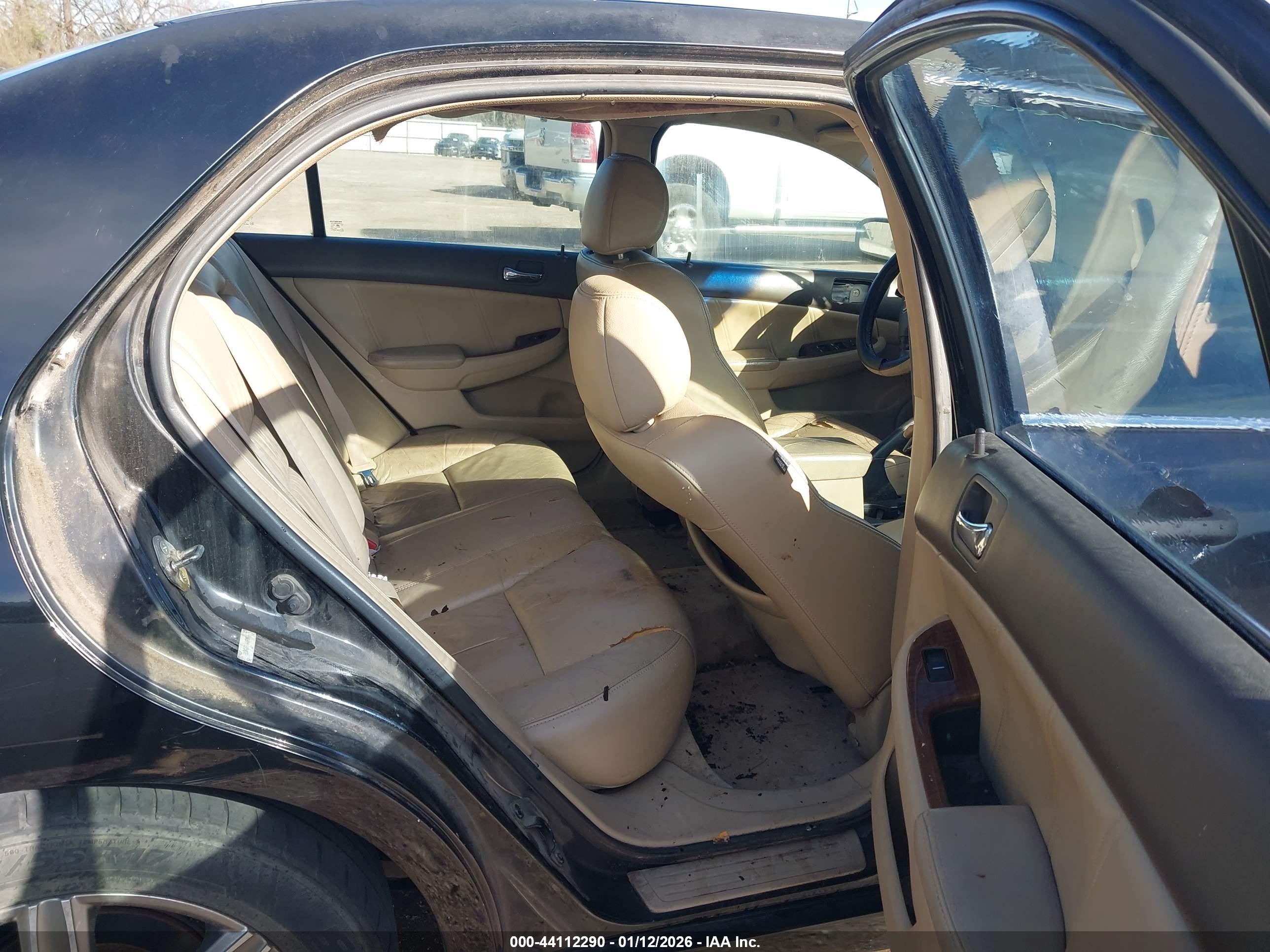 HONDA ACCORD image 8