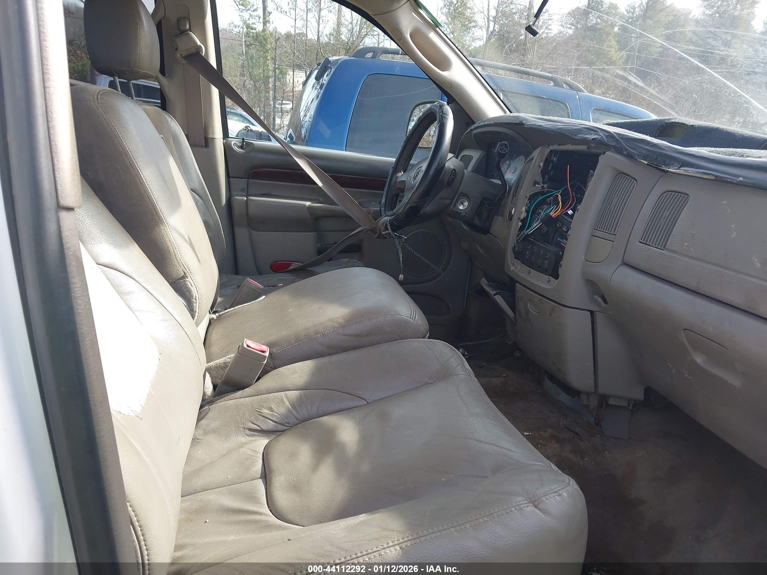 DODGE RAM image 5