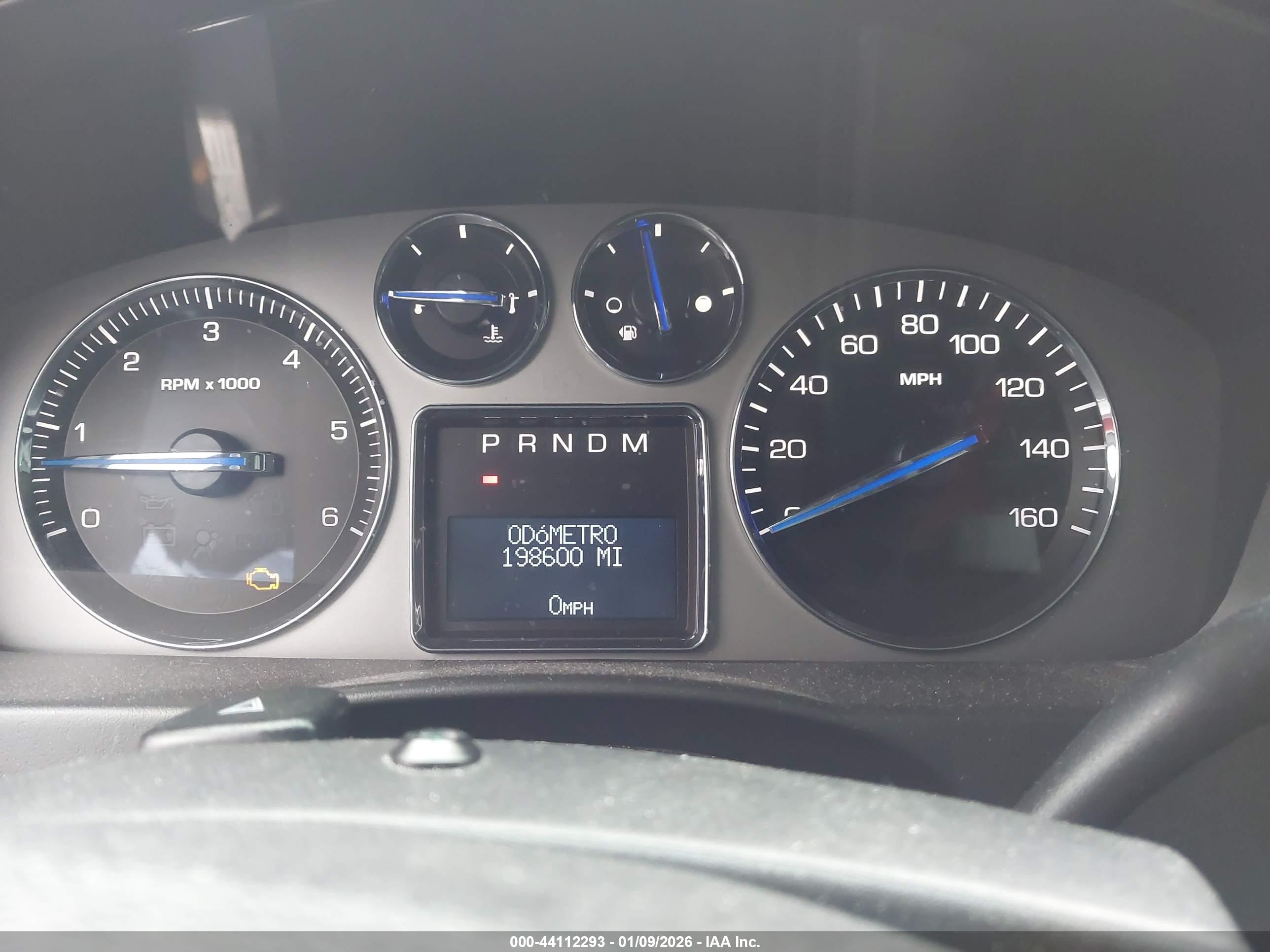 CADILLAC ESCALADE image 7