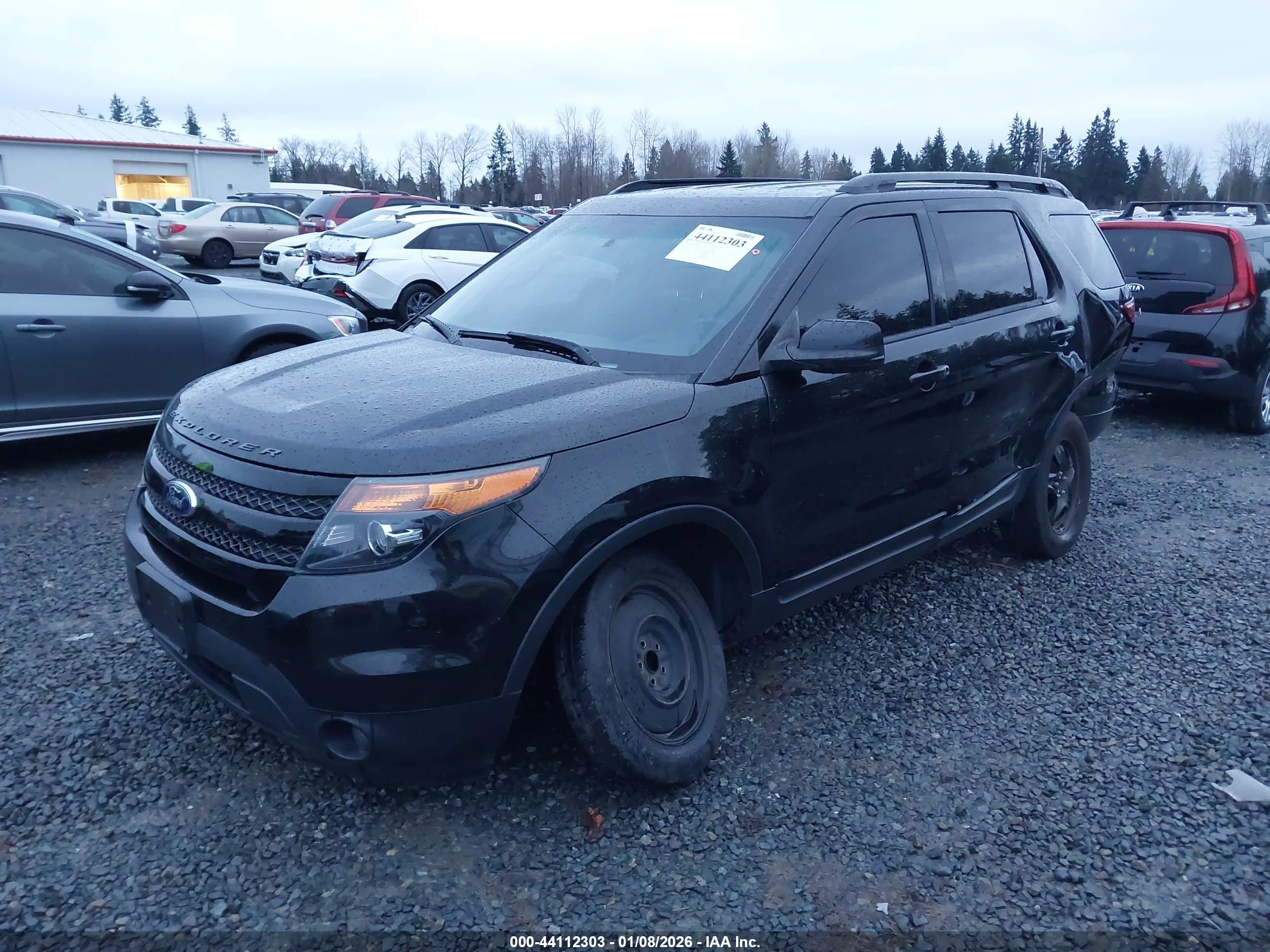 FORD EXPLORER image 2