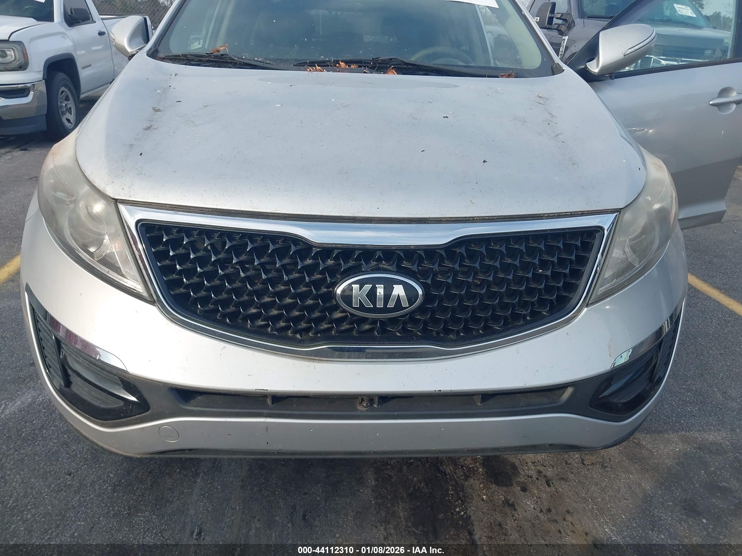 KIA SPORTAGE image 6
