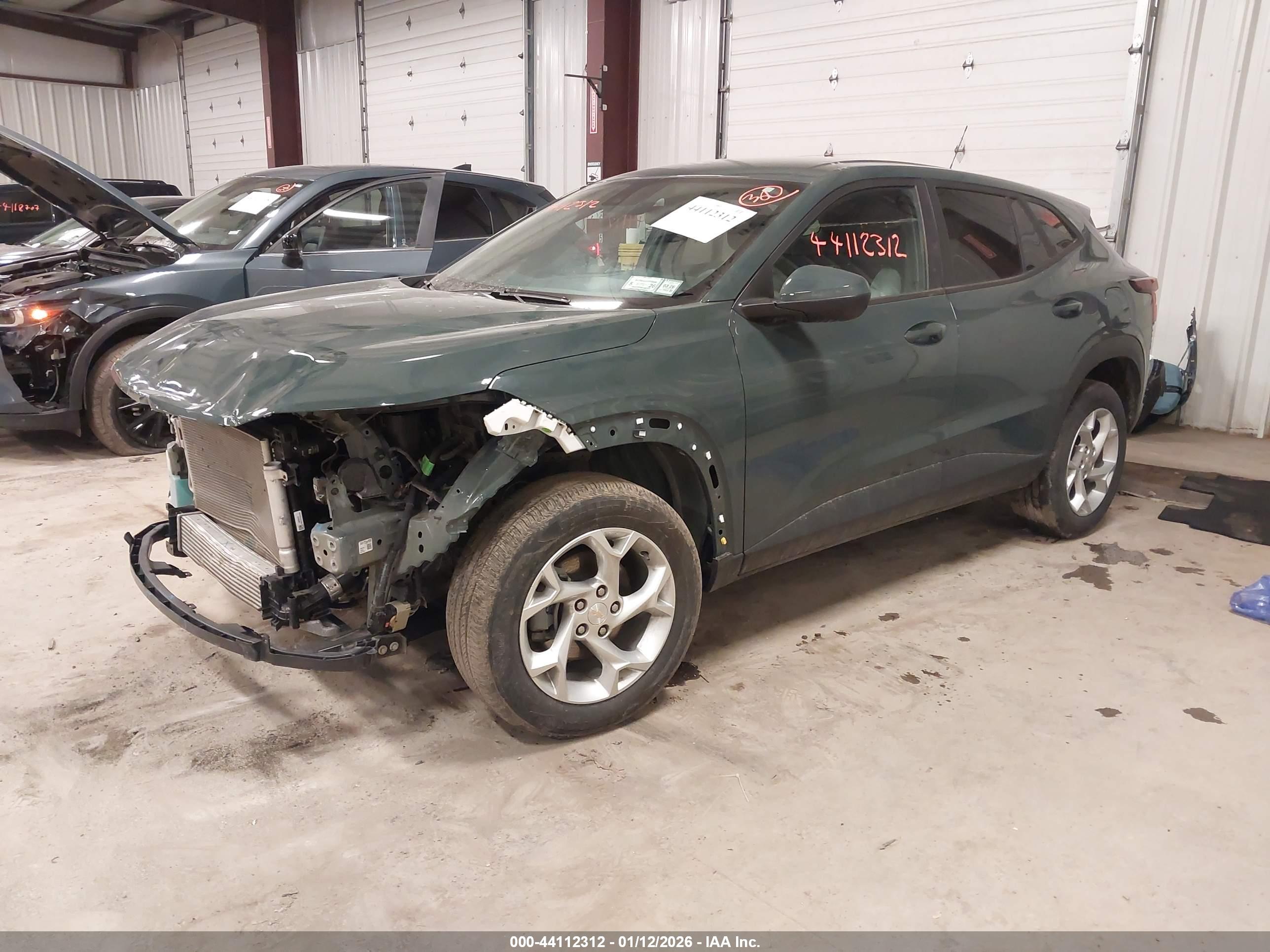 CHEVROLET TRAX image 2