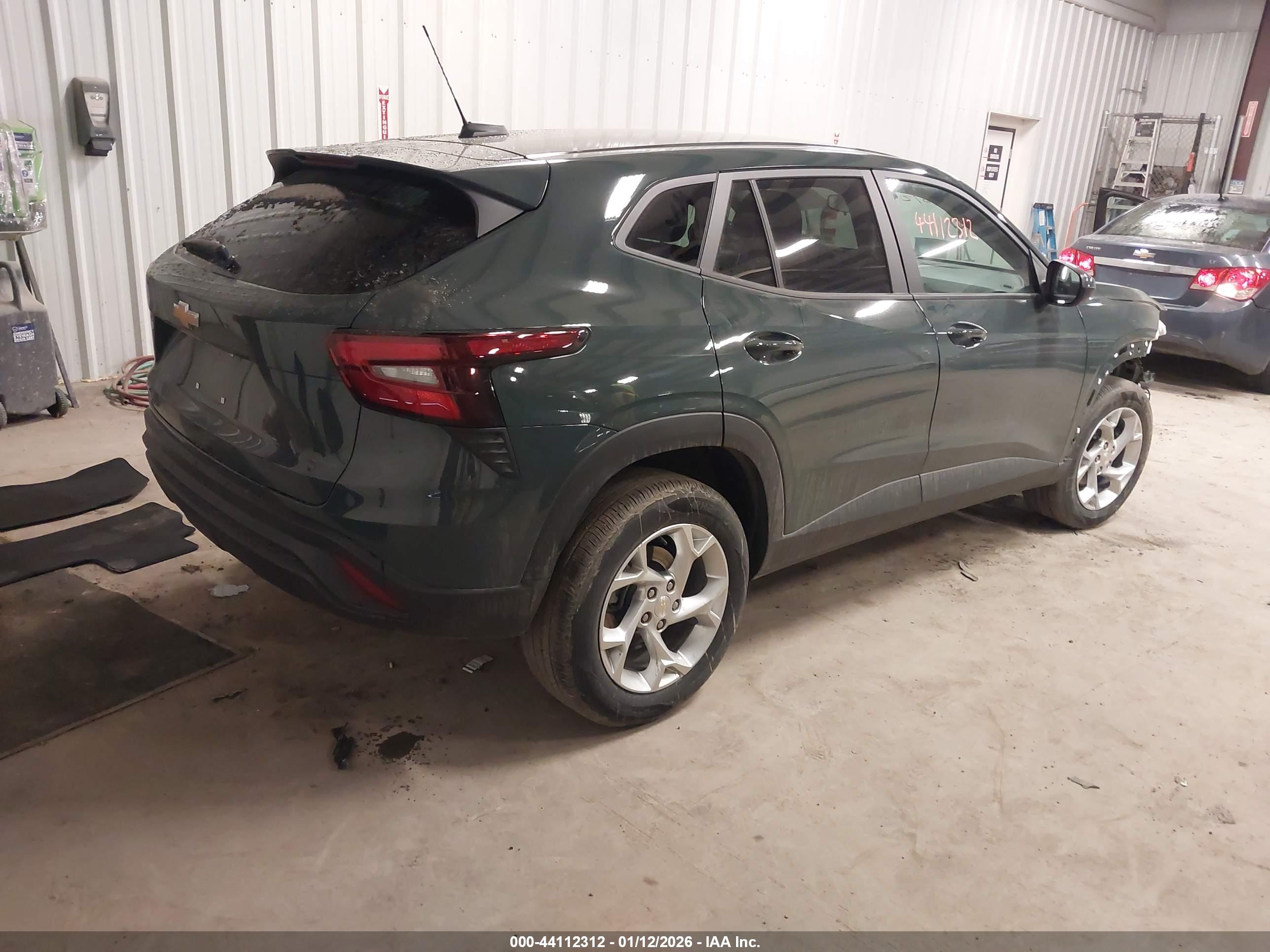 CHEVROLET TRAX image 4