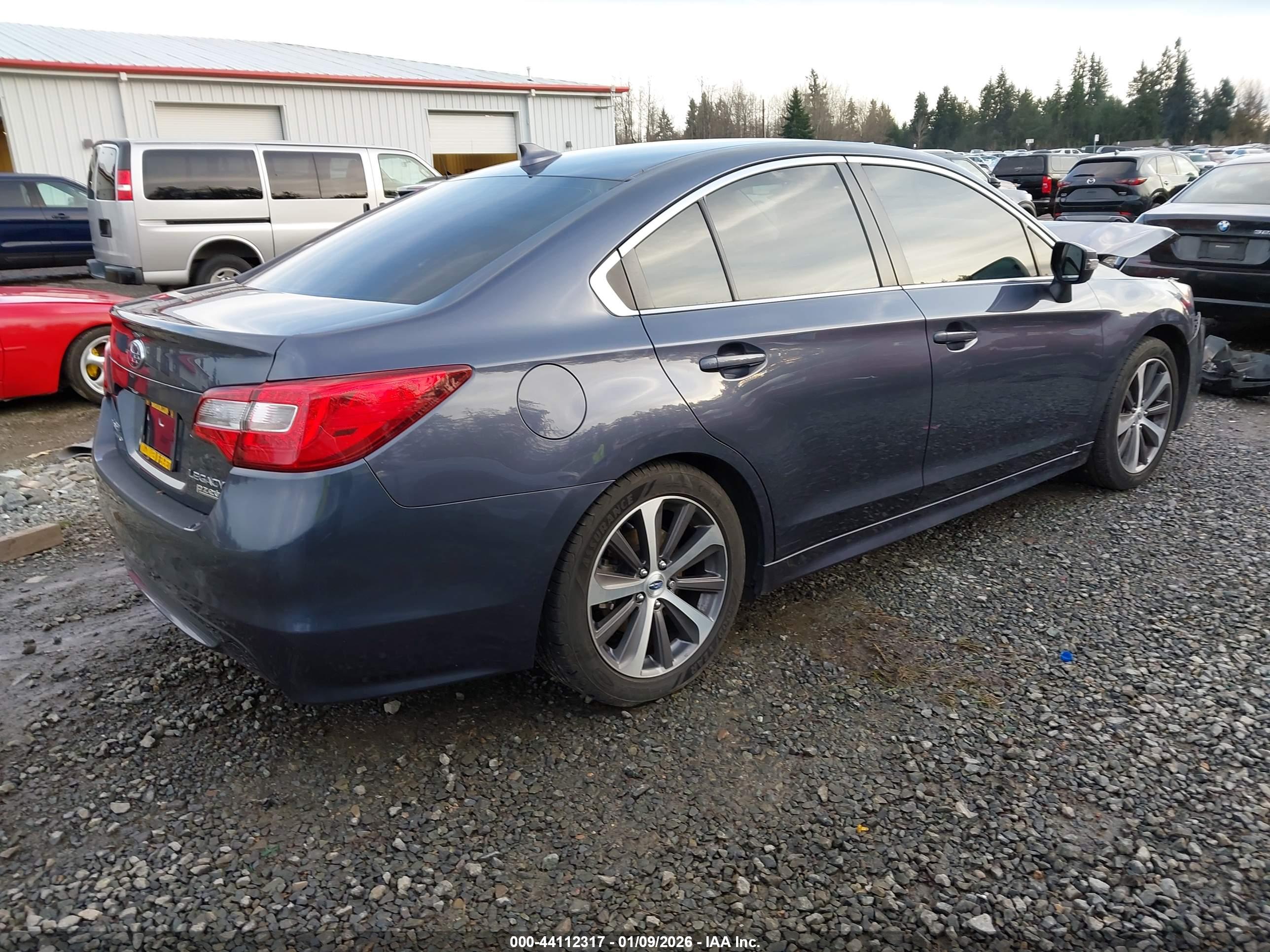 SUBARU LEGACY image 4