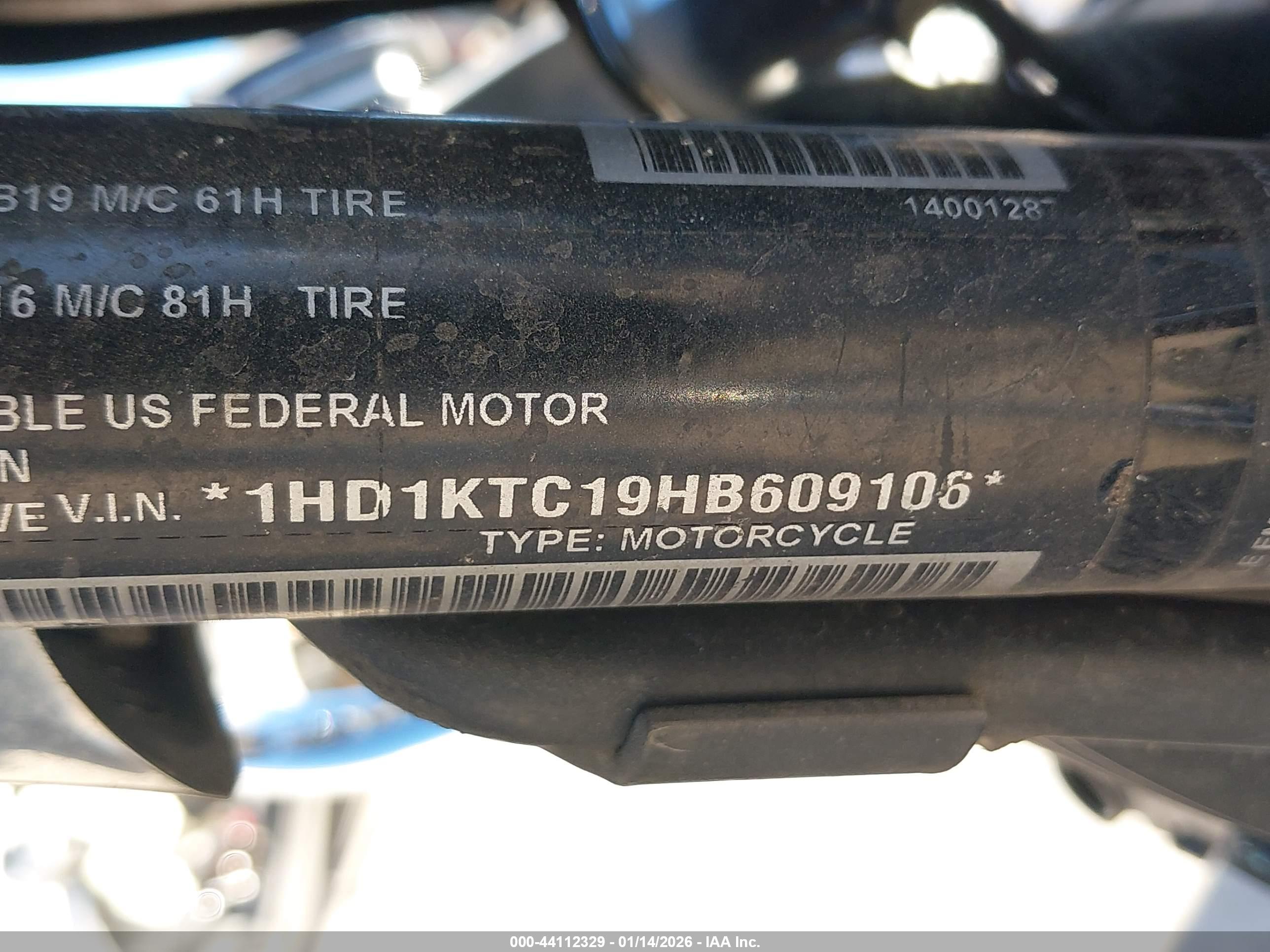 HARLEY-DAVIDSON FLTRXS image 10
