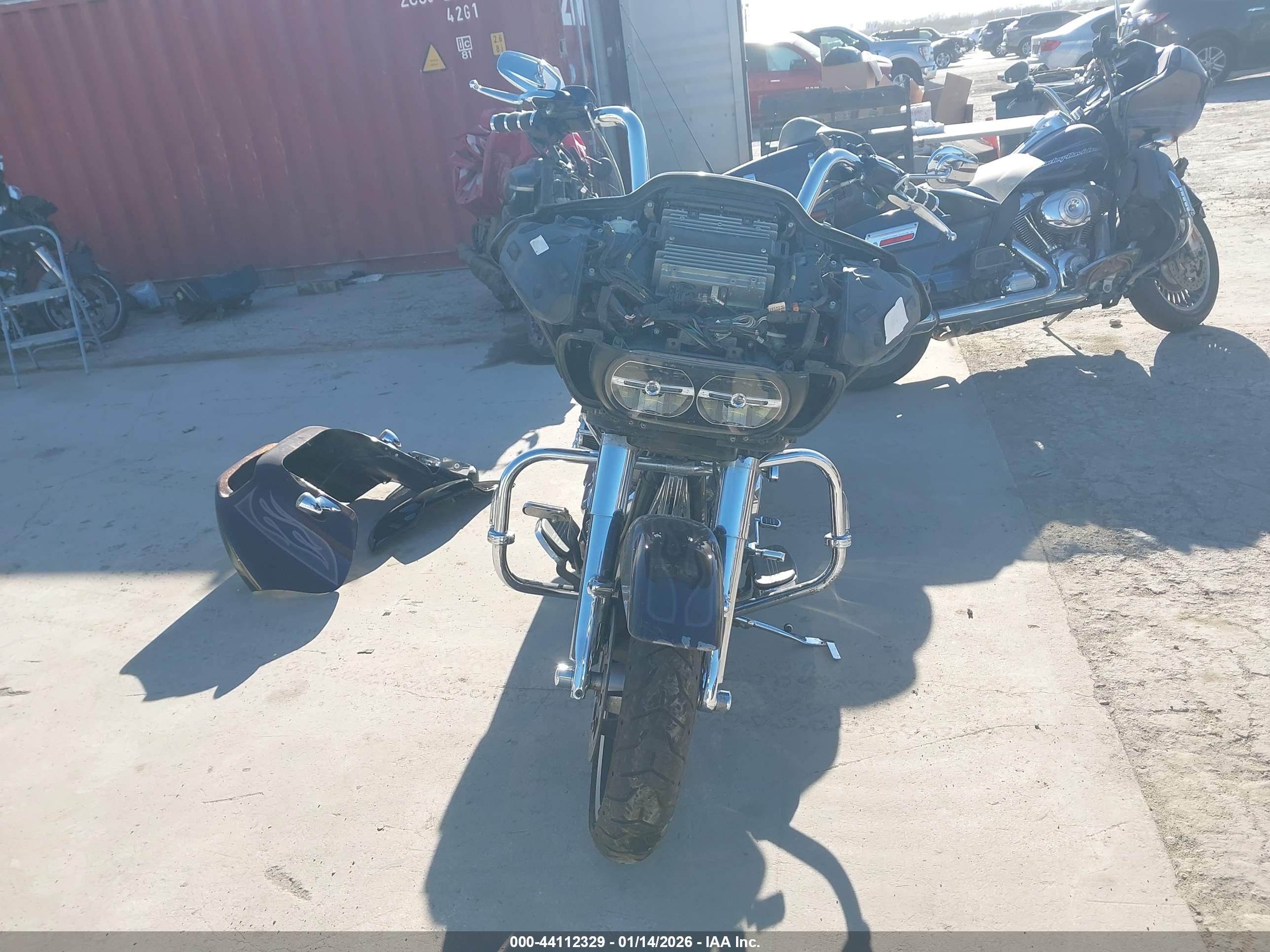 HARLEY-DAVIDSON FLTRXS image 5
