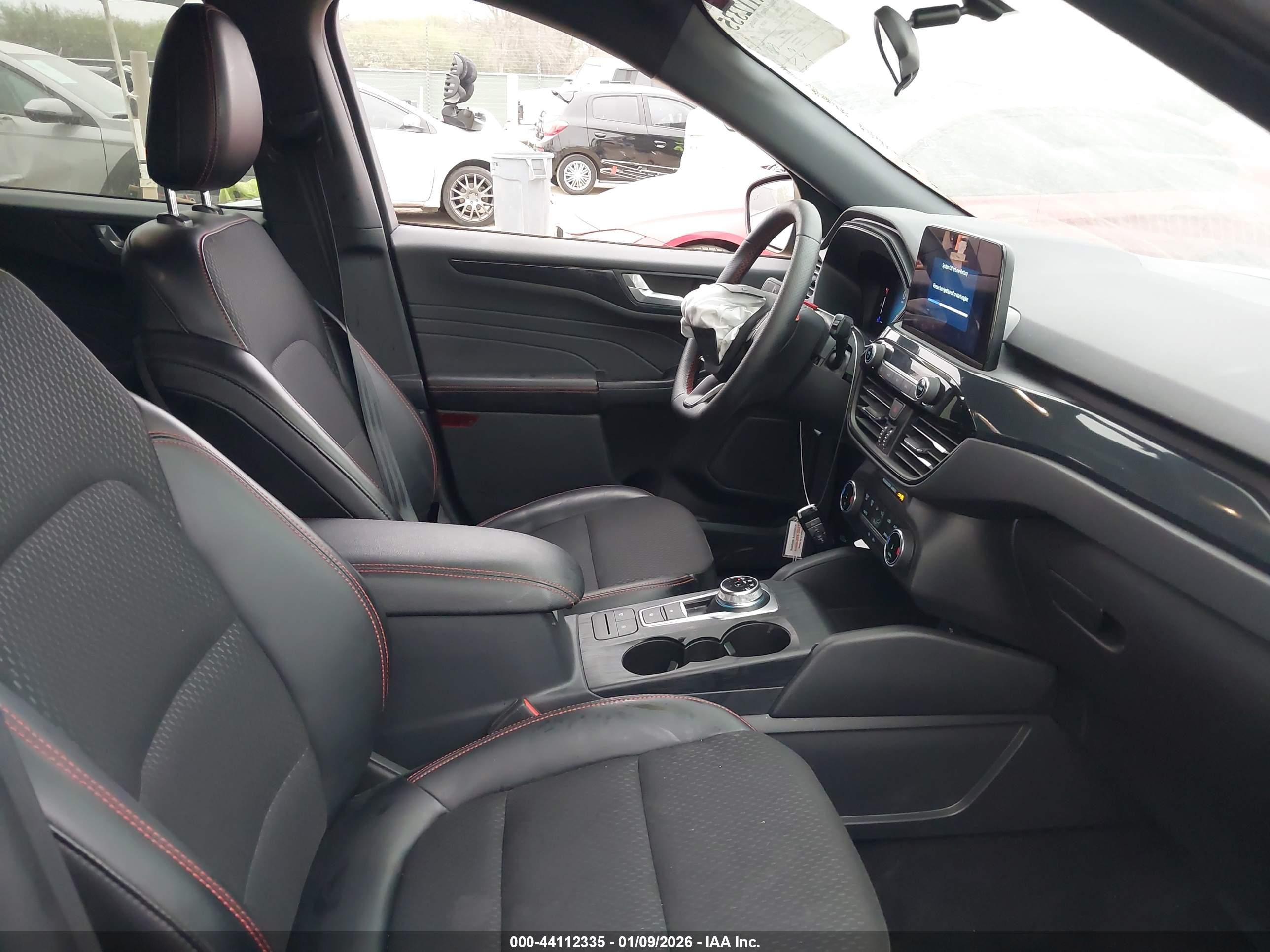 FORD ESCAPE image 5