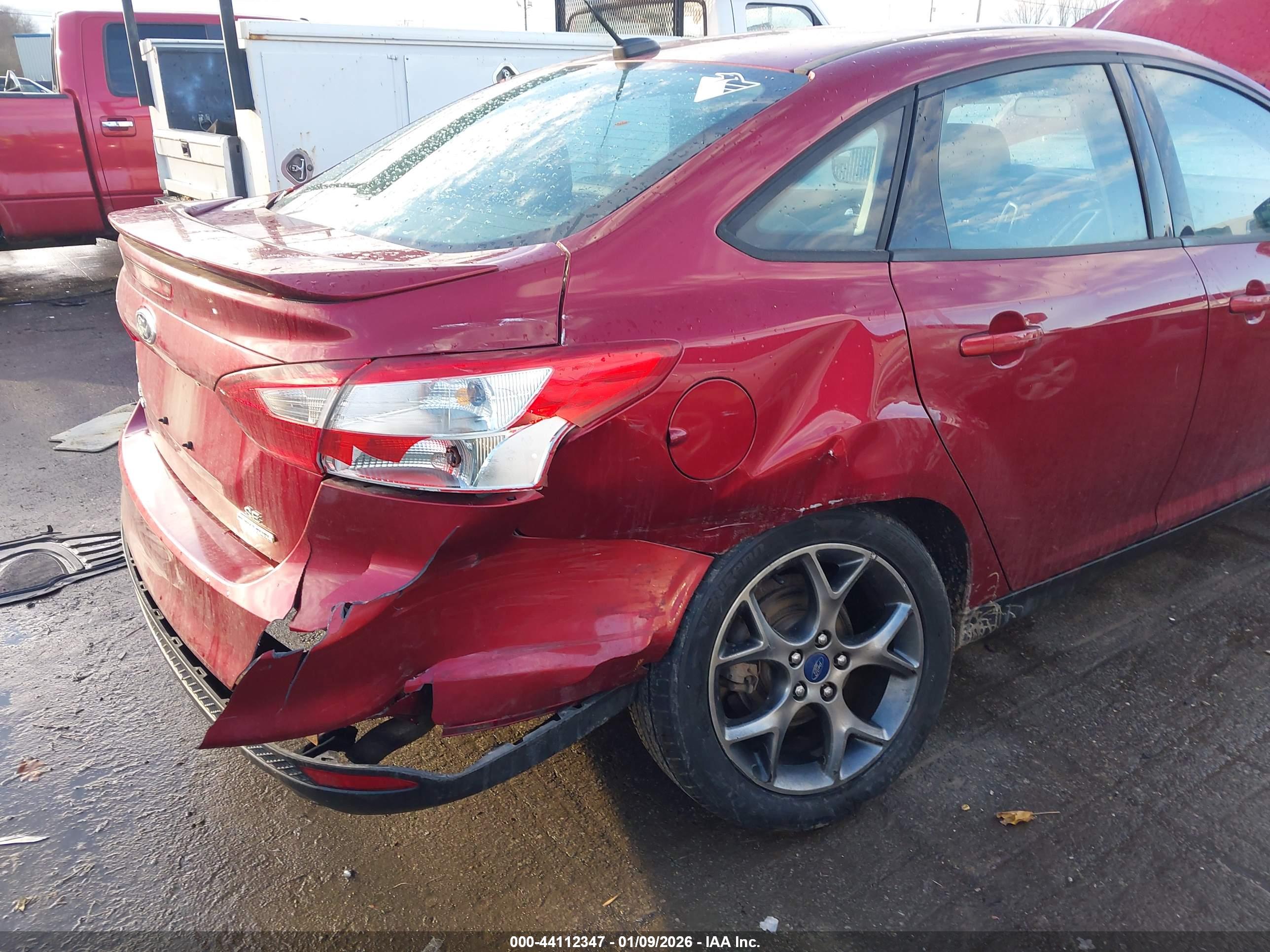 FORD FOCUS image 6