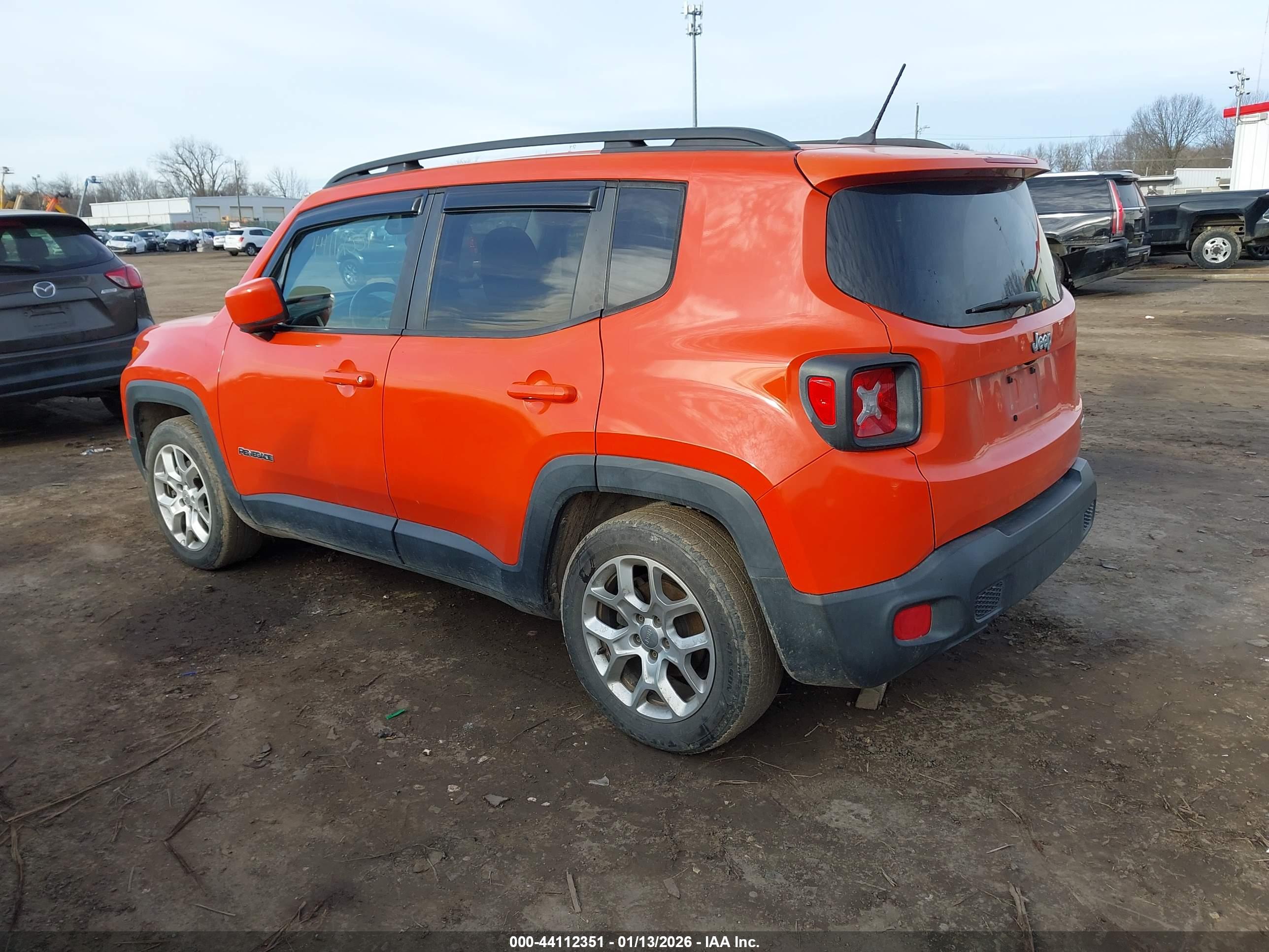 JEEP RENEGADE image 3