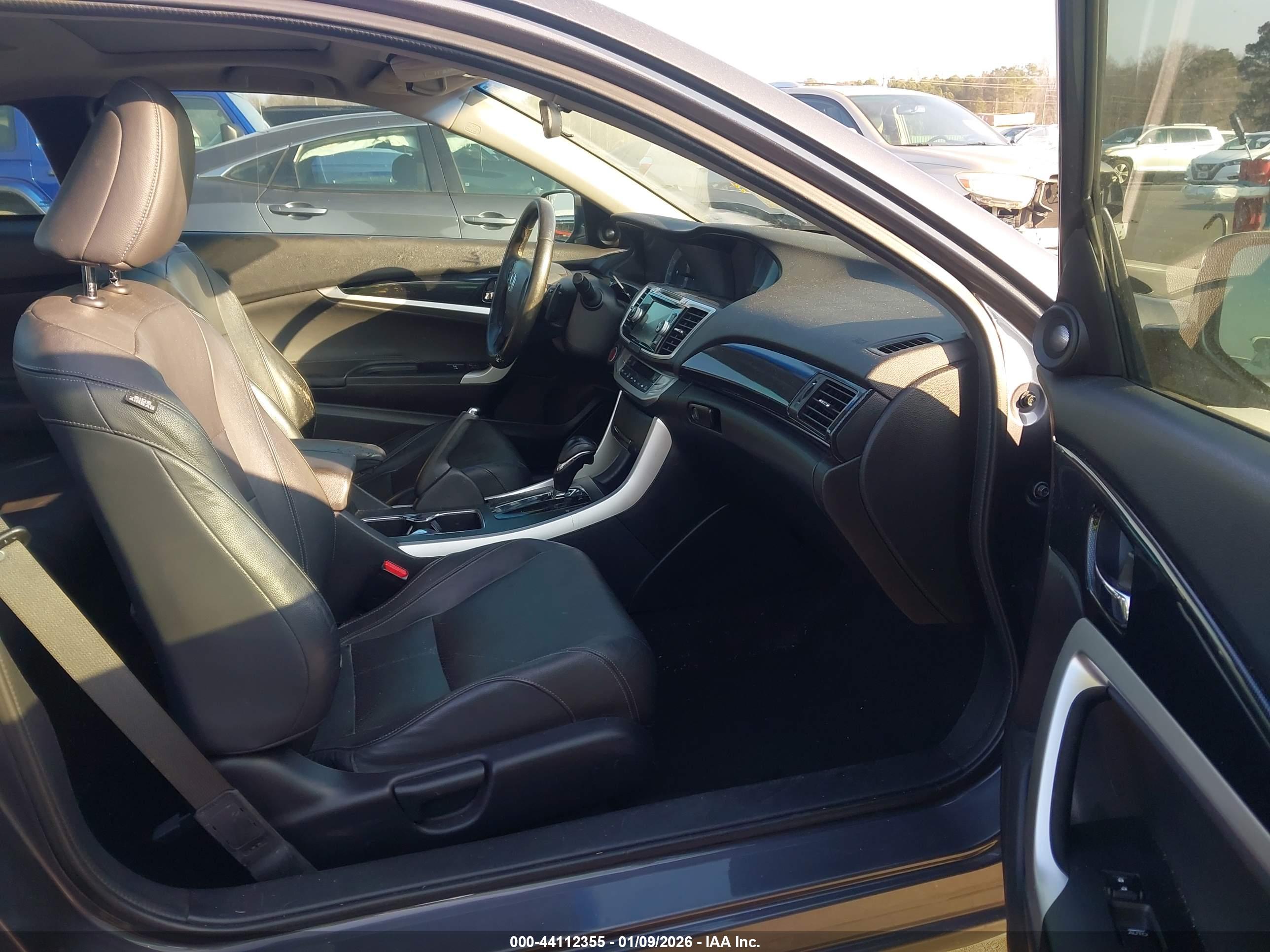 HONDA ACCORD image 5