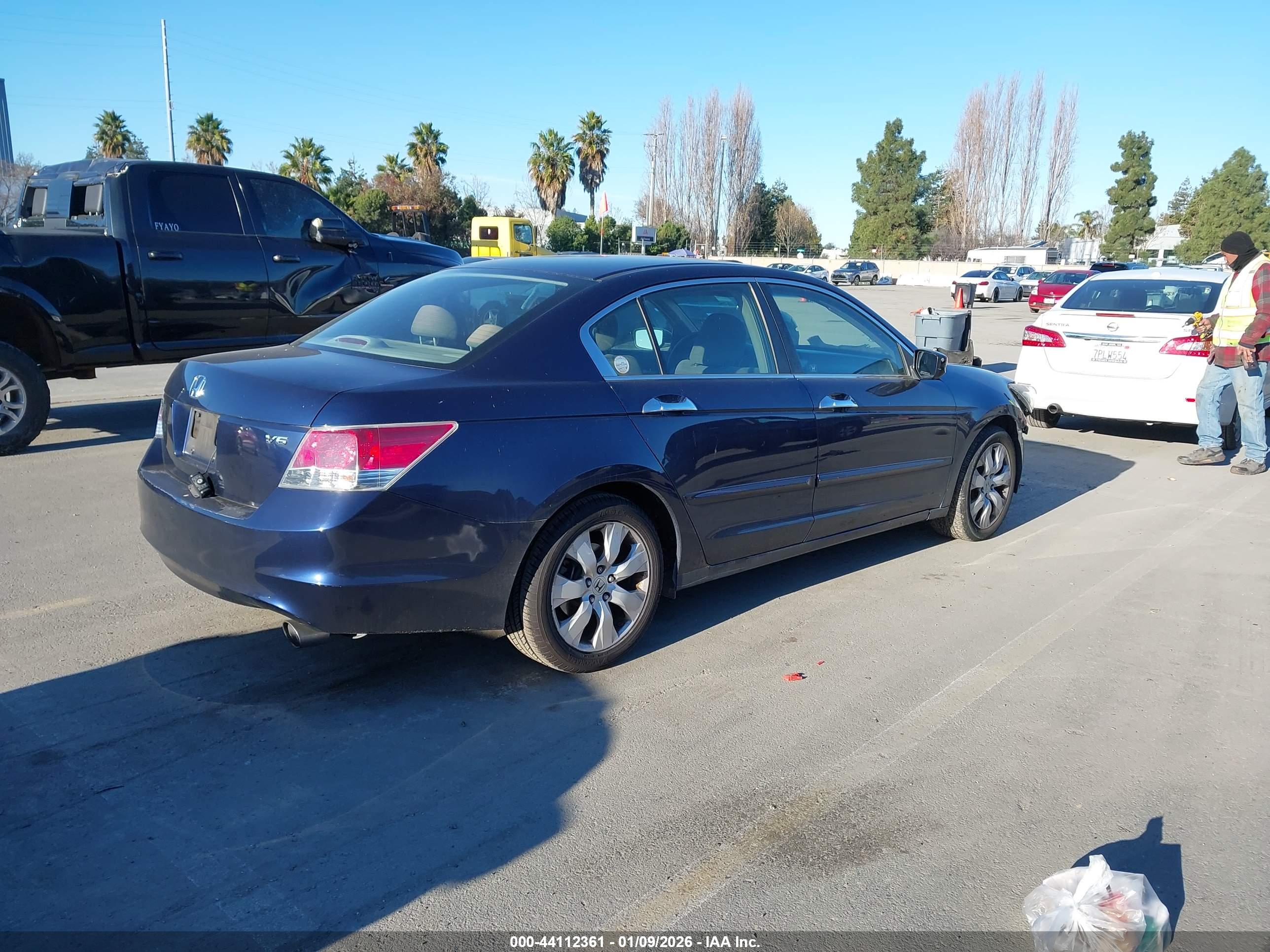 HONDA ACCORD image 4