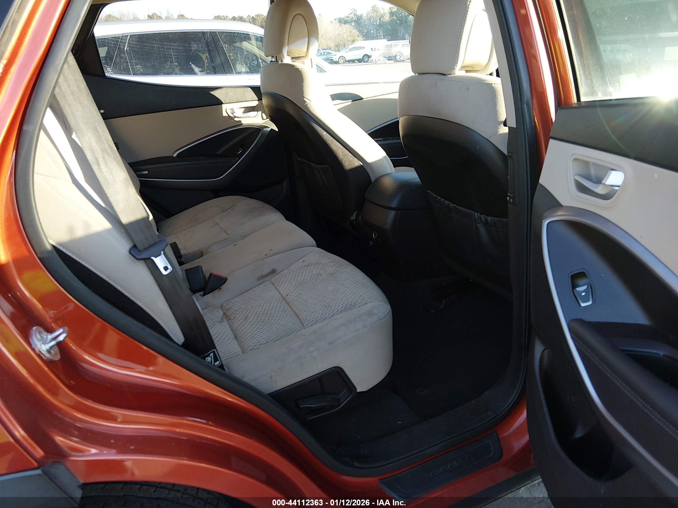 HYUNDAI SANTA image 8