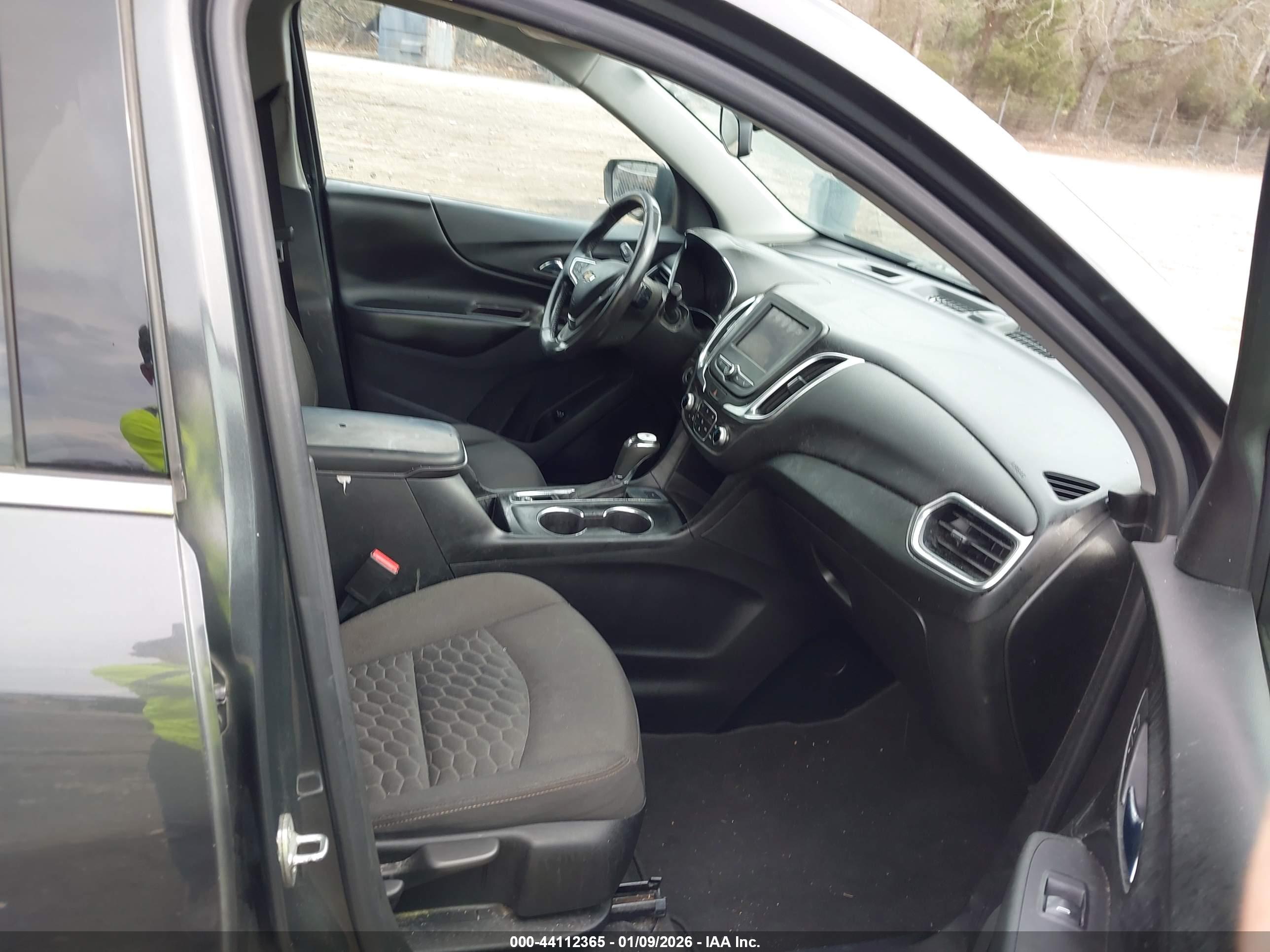 CHEVROLET EQUINOX image 5