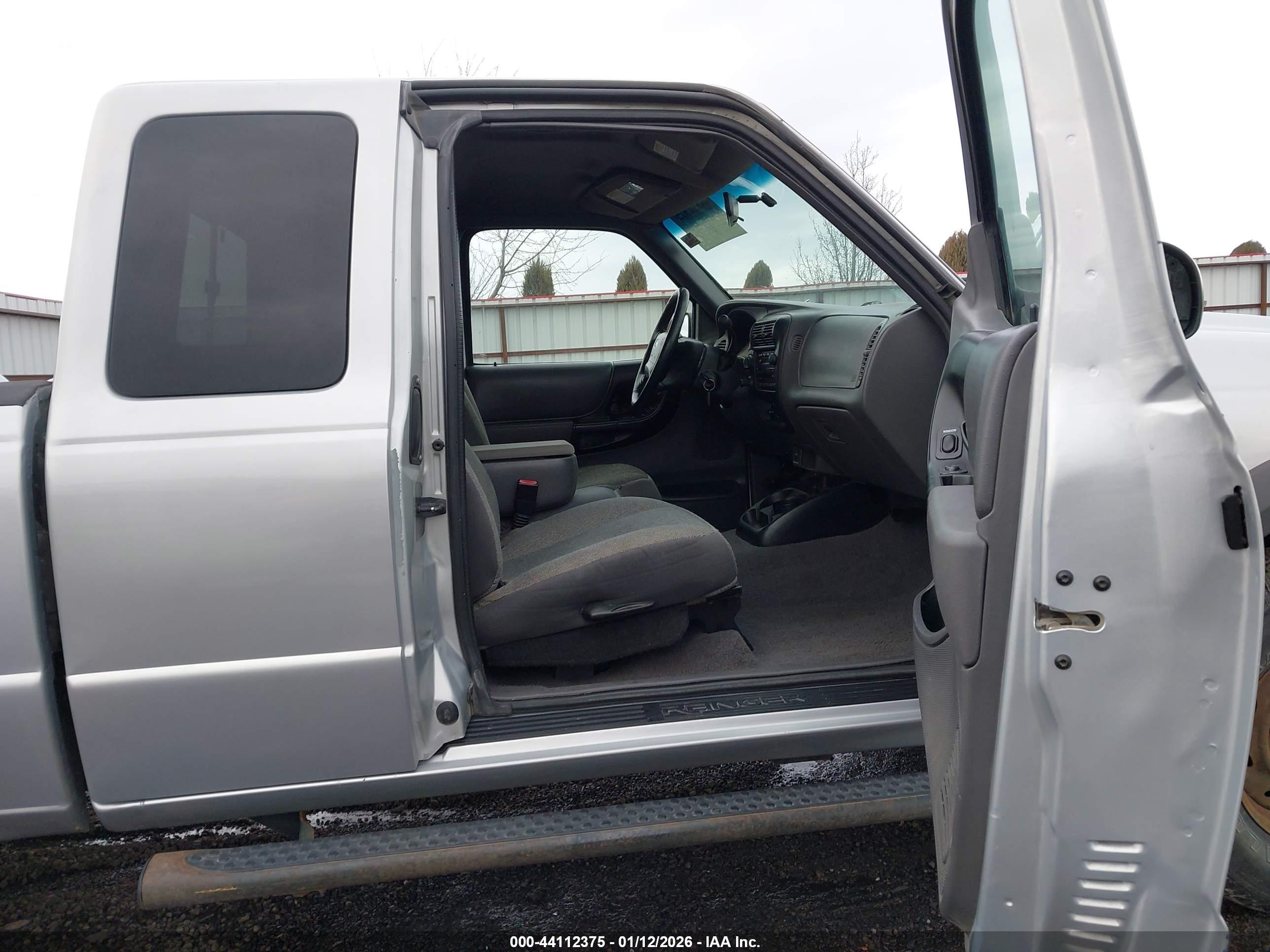 FORD RANGER image 5
