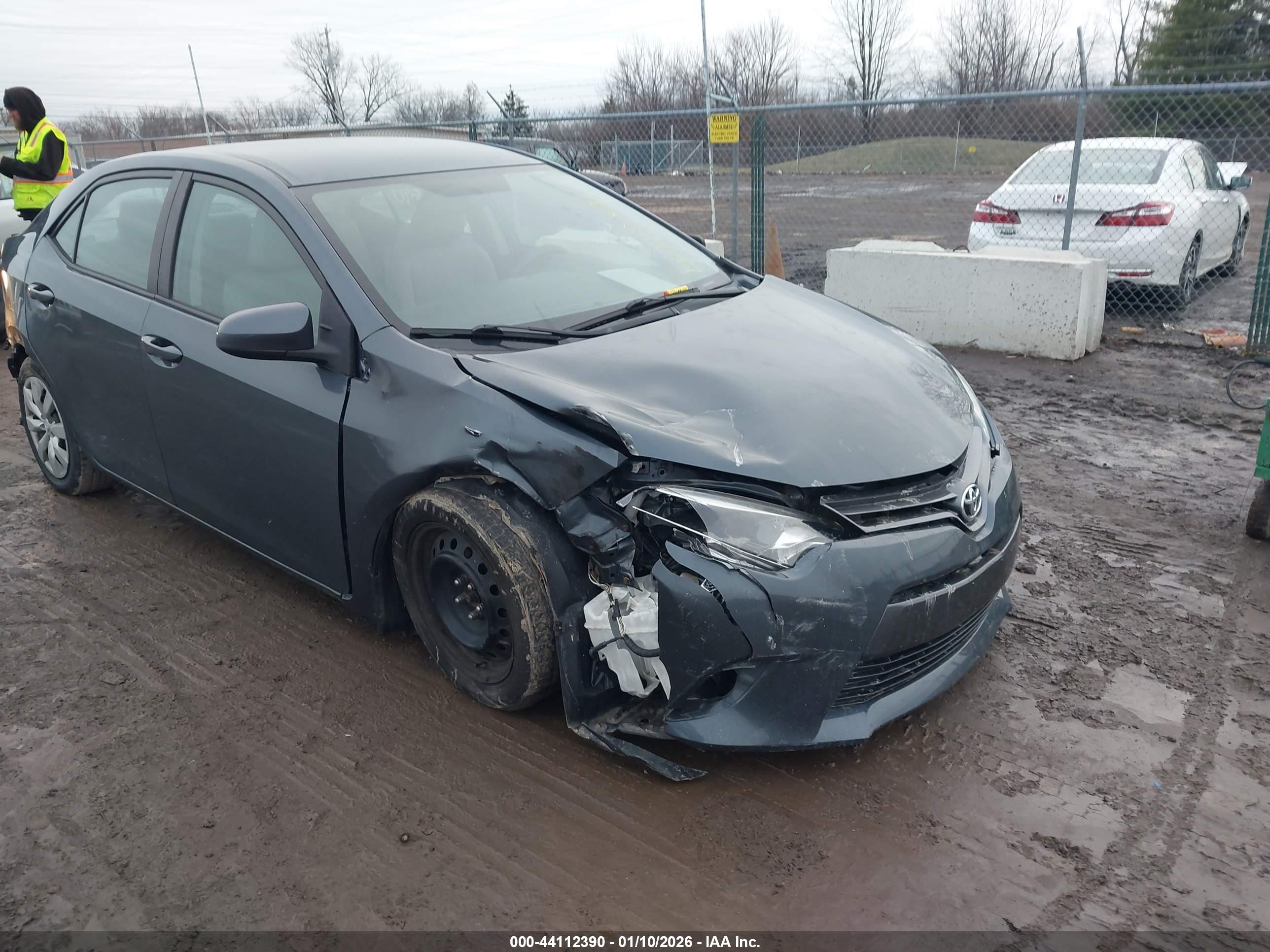 TOYOTA COROLLA image 6