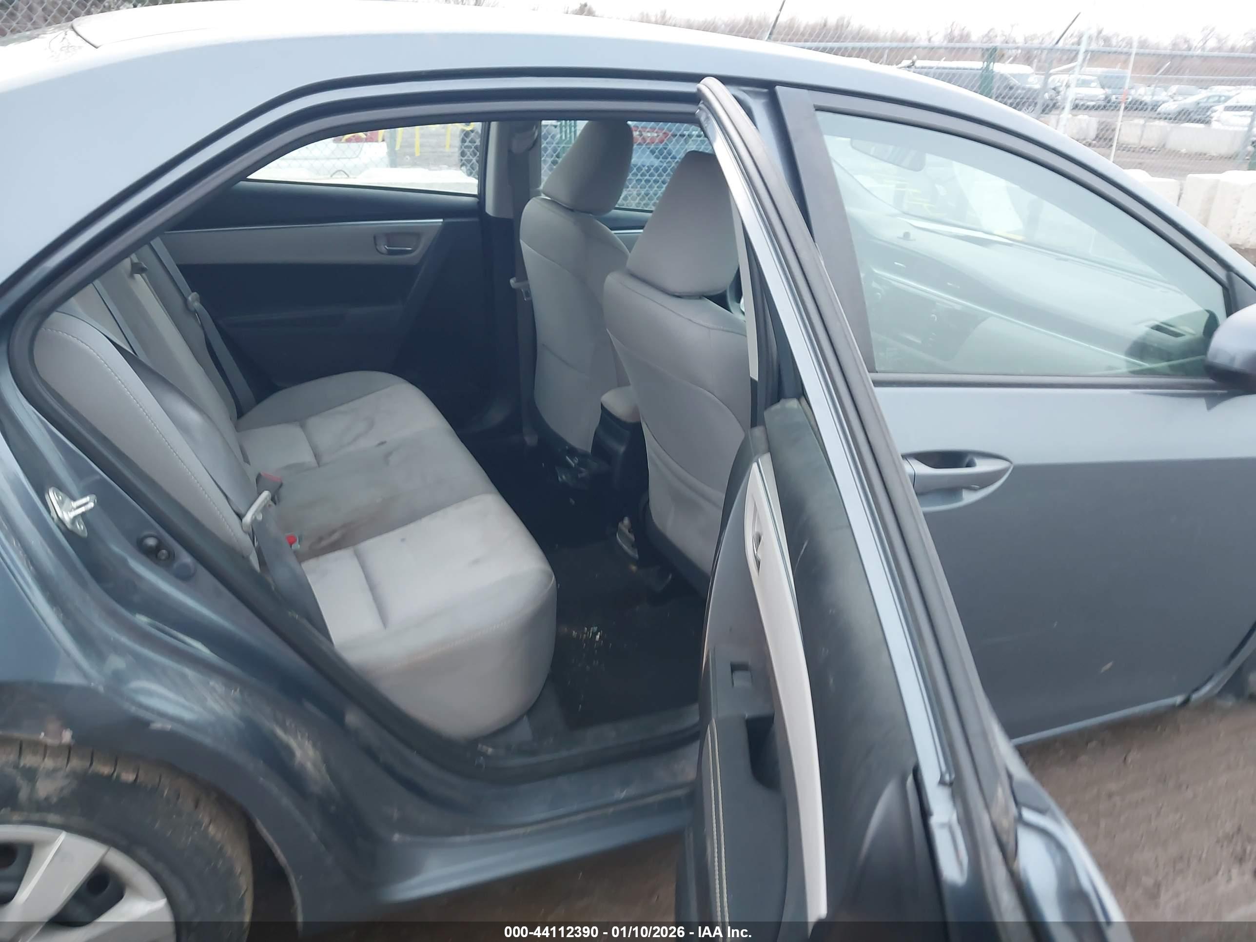 TOYOTA COROLLA image 8