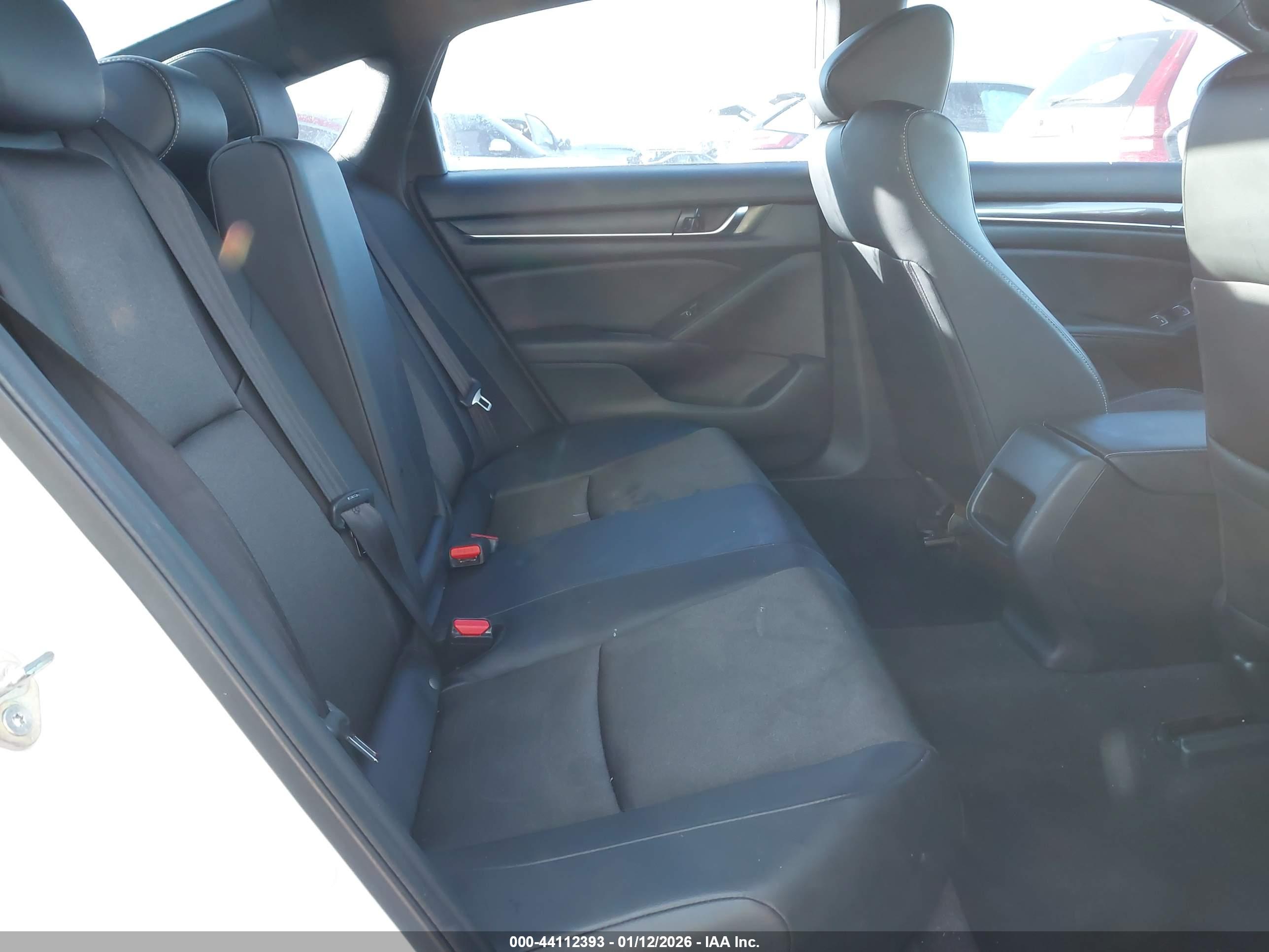 HONDA ACCORD image 8