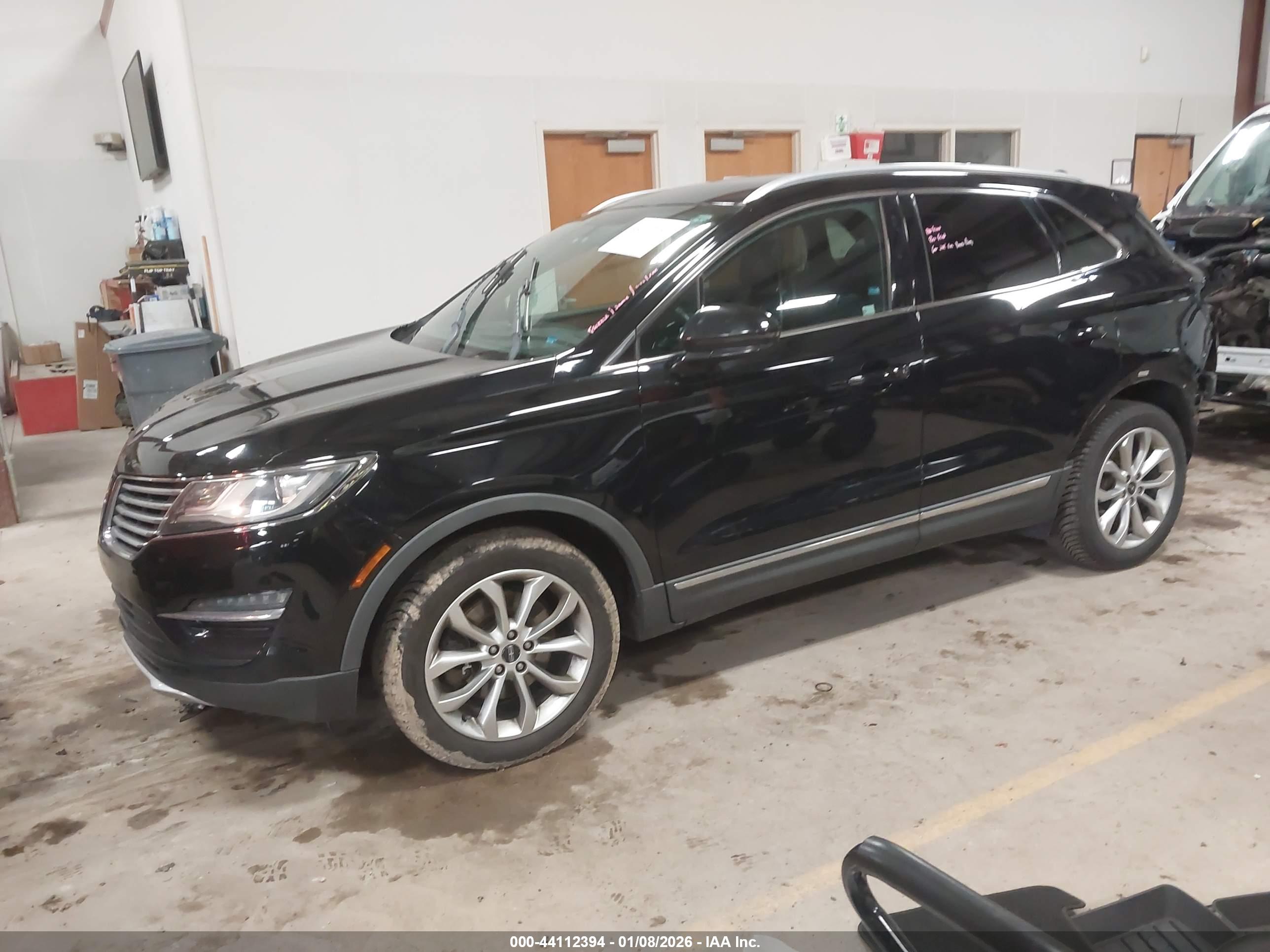 LINCOLN MKC image 2
