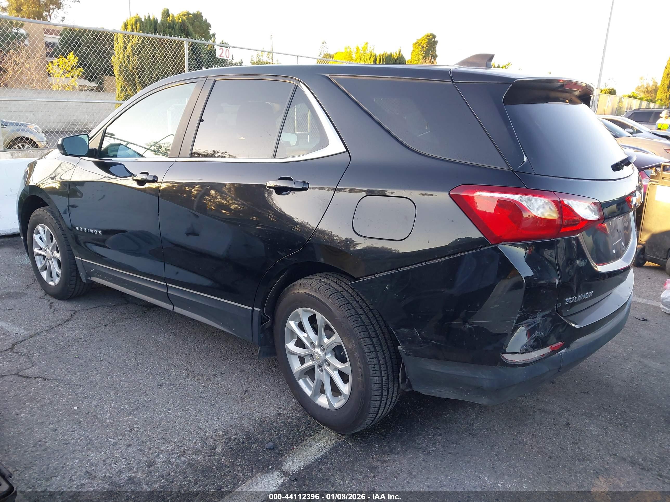 CHEVROLET EQUINOX image 3
