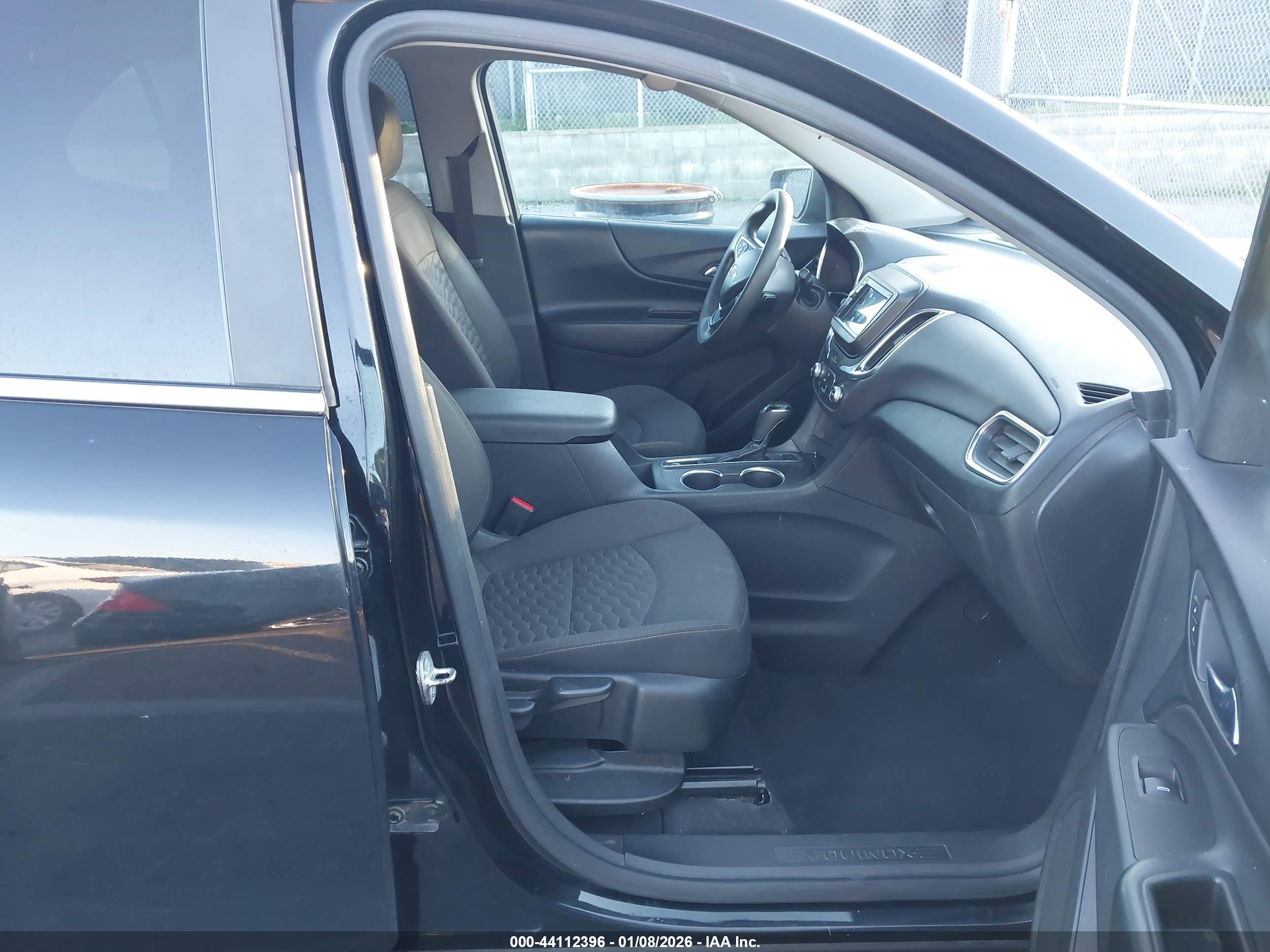 CHEVROLET EQUINOX image 5