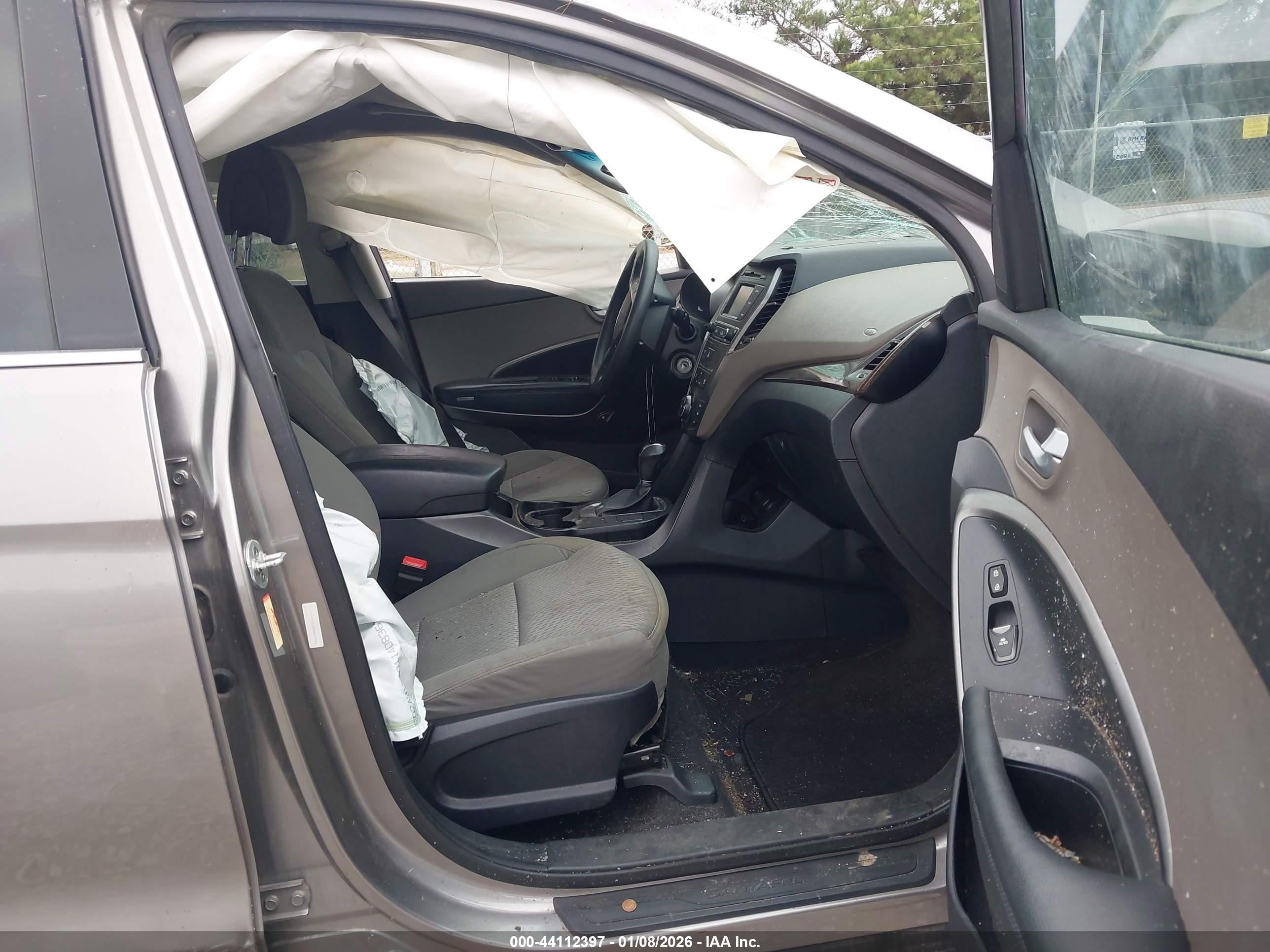 HYUNDAI SANTA image 5
