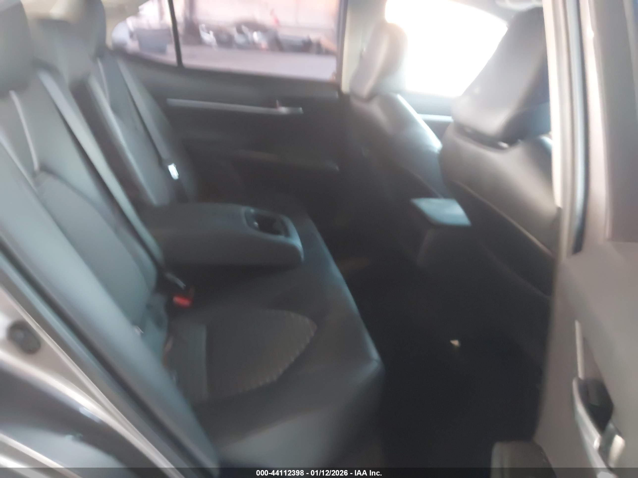 TOYOTA CAMRY image 8