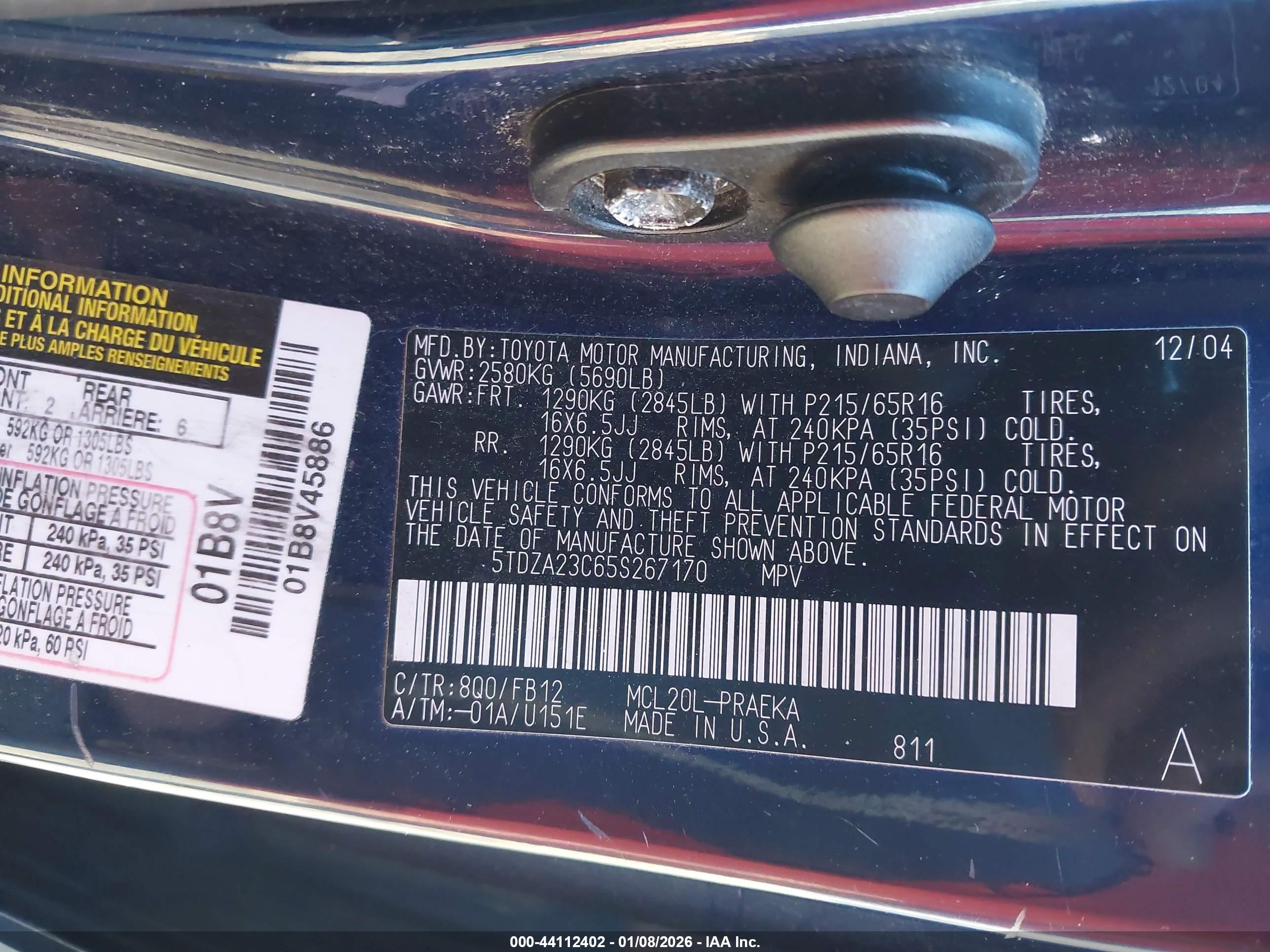 TOYOTA SIENNA image 9