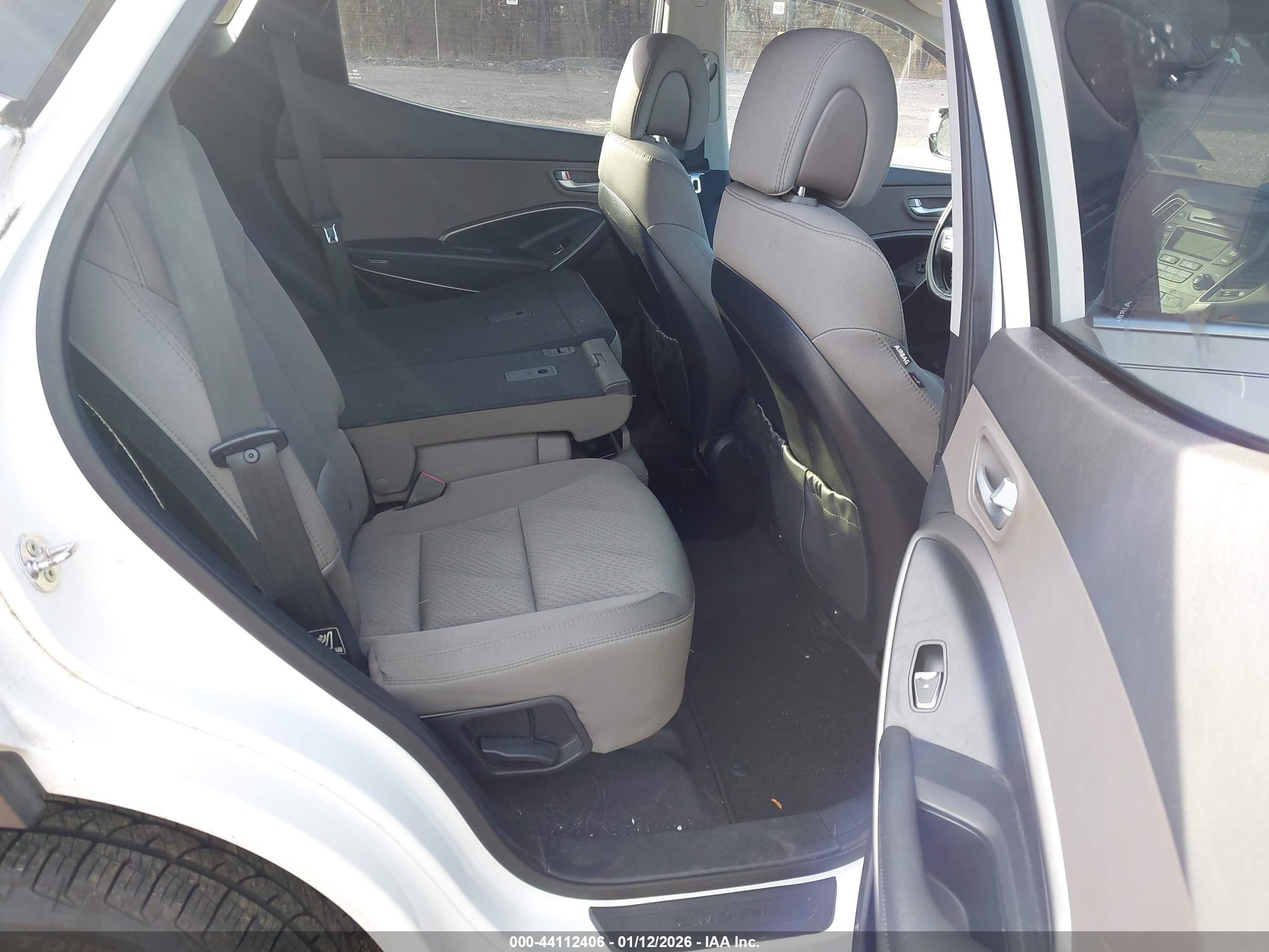 HYUNDAI SANTA image 8