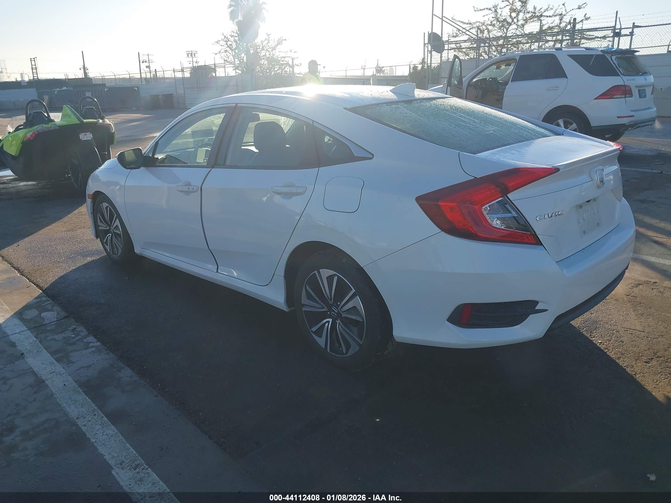 HONDA CIVIC image 3
