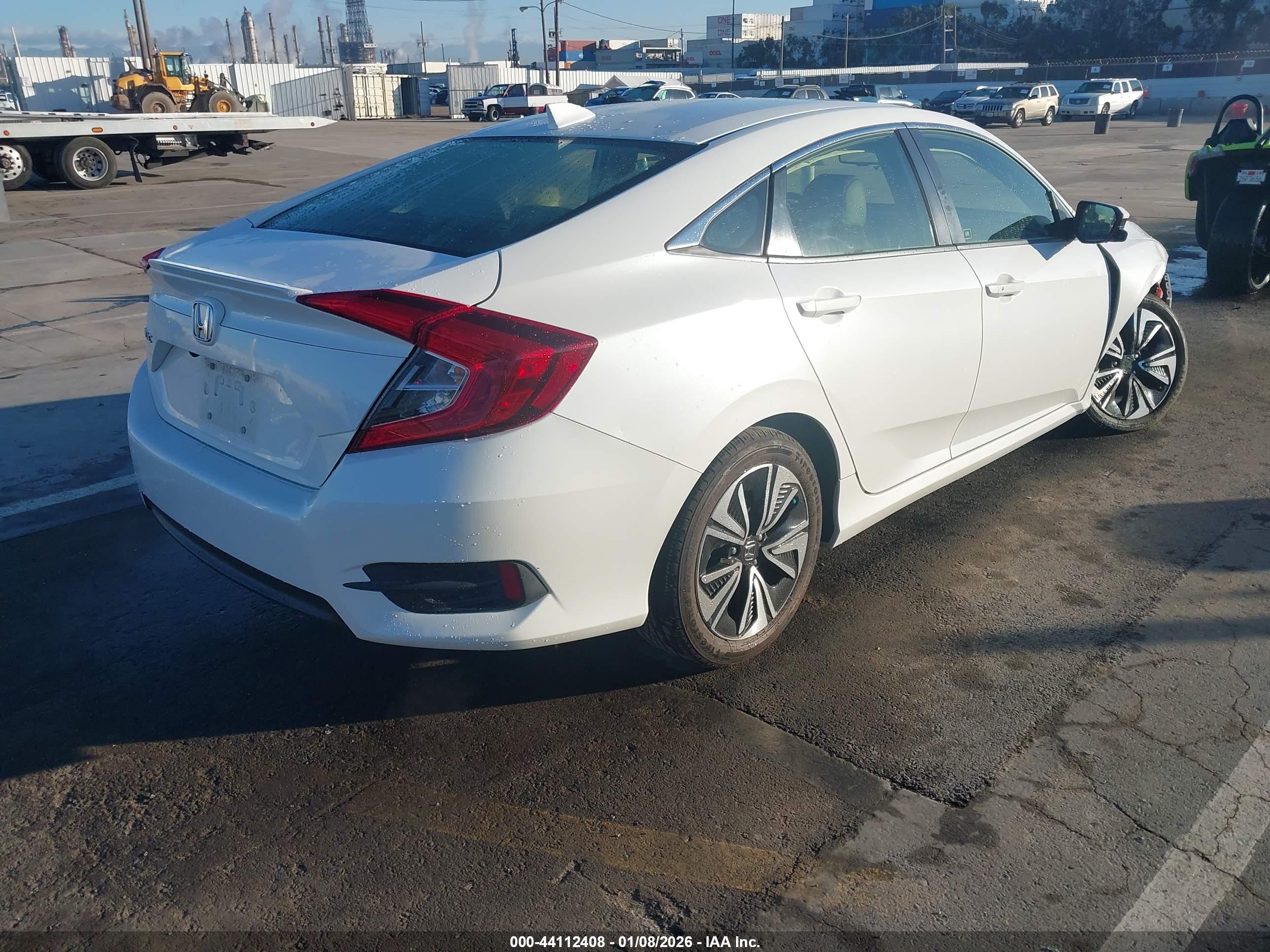 HONDA CIVIC image 4