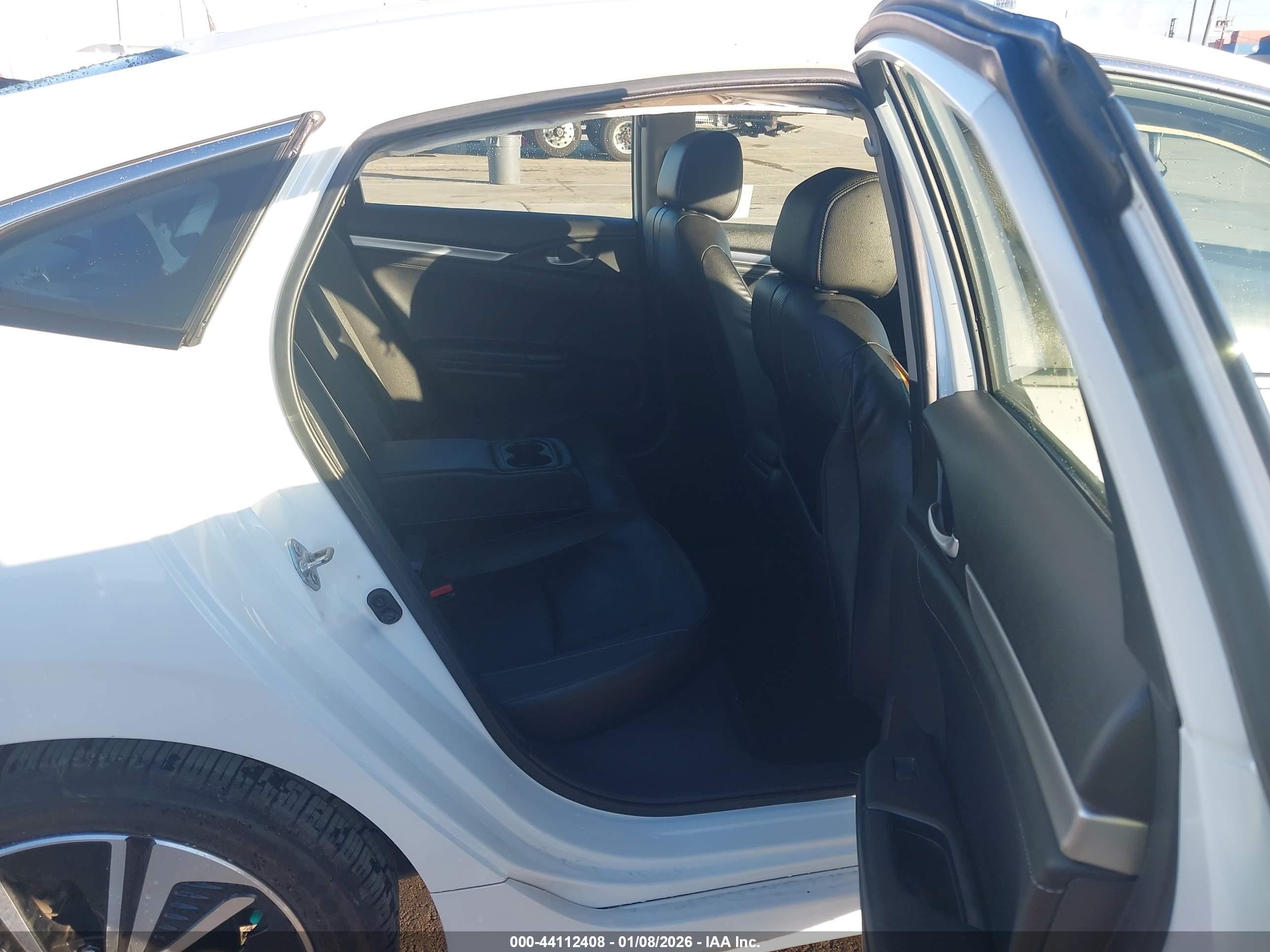 HONDA CIVIC image 8