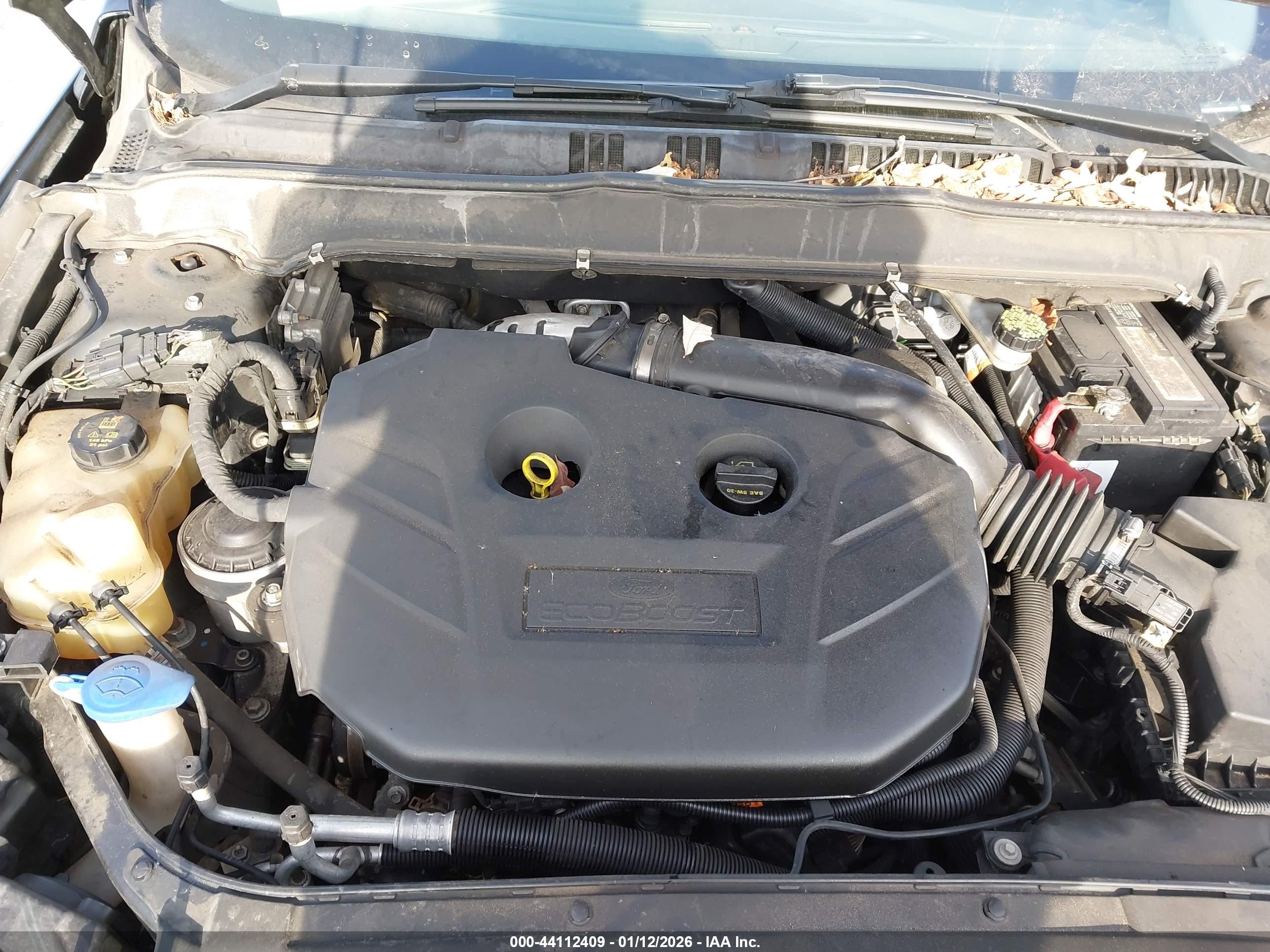 FORD FUSION image 10