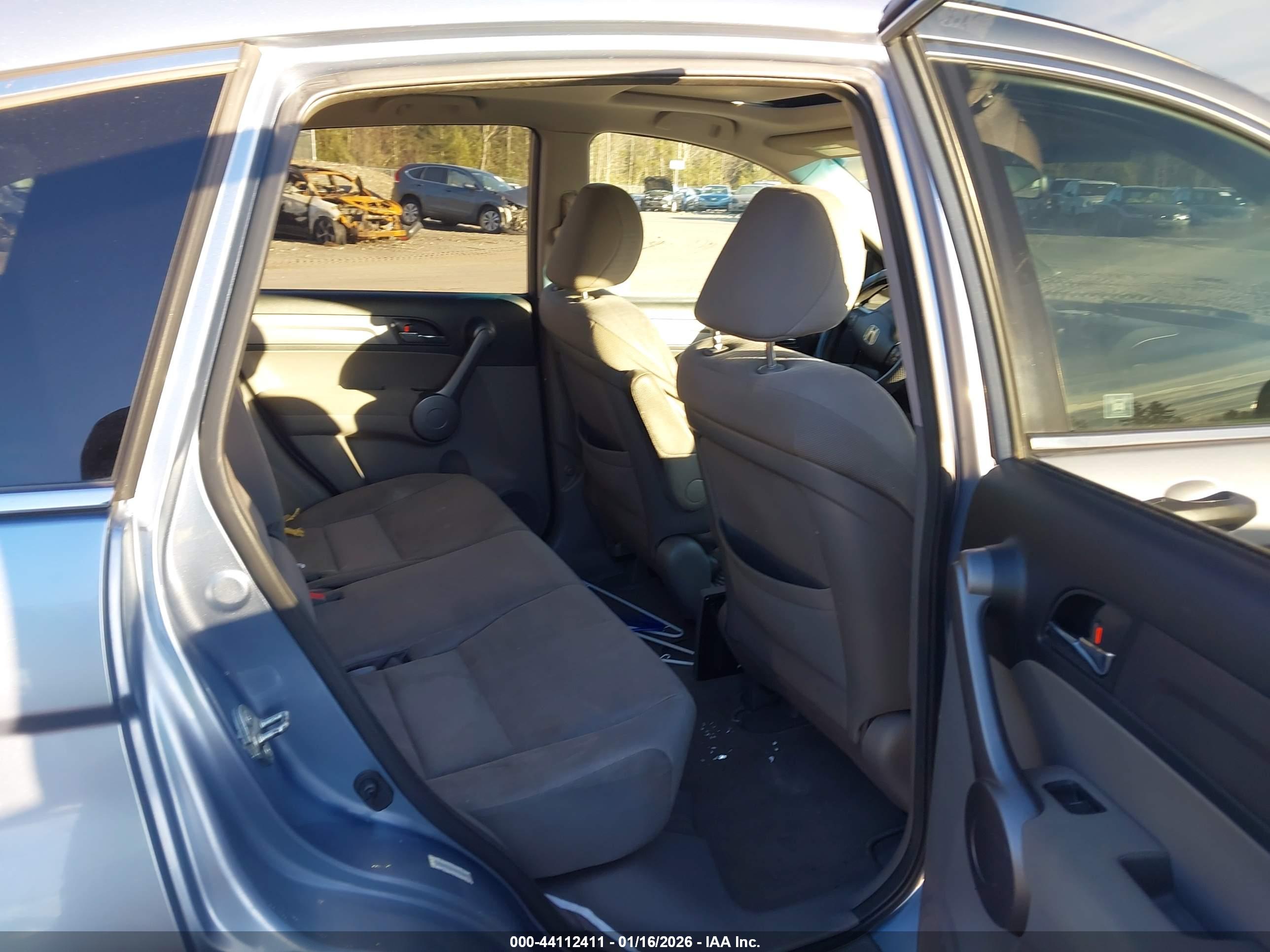 HONDA CR-V image 8