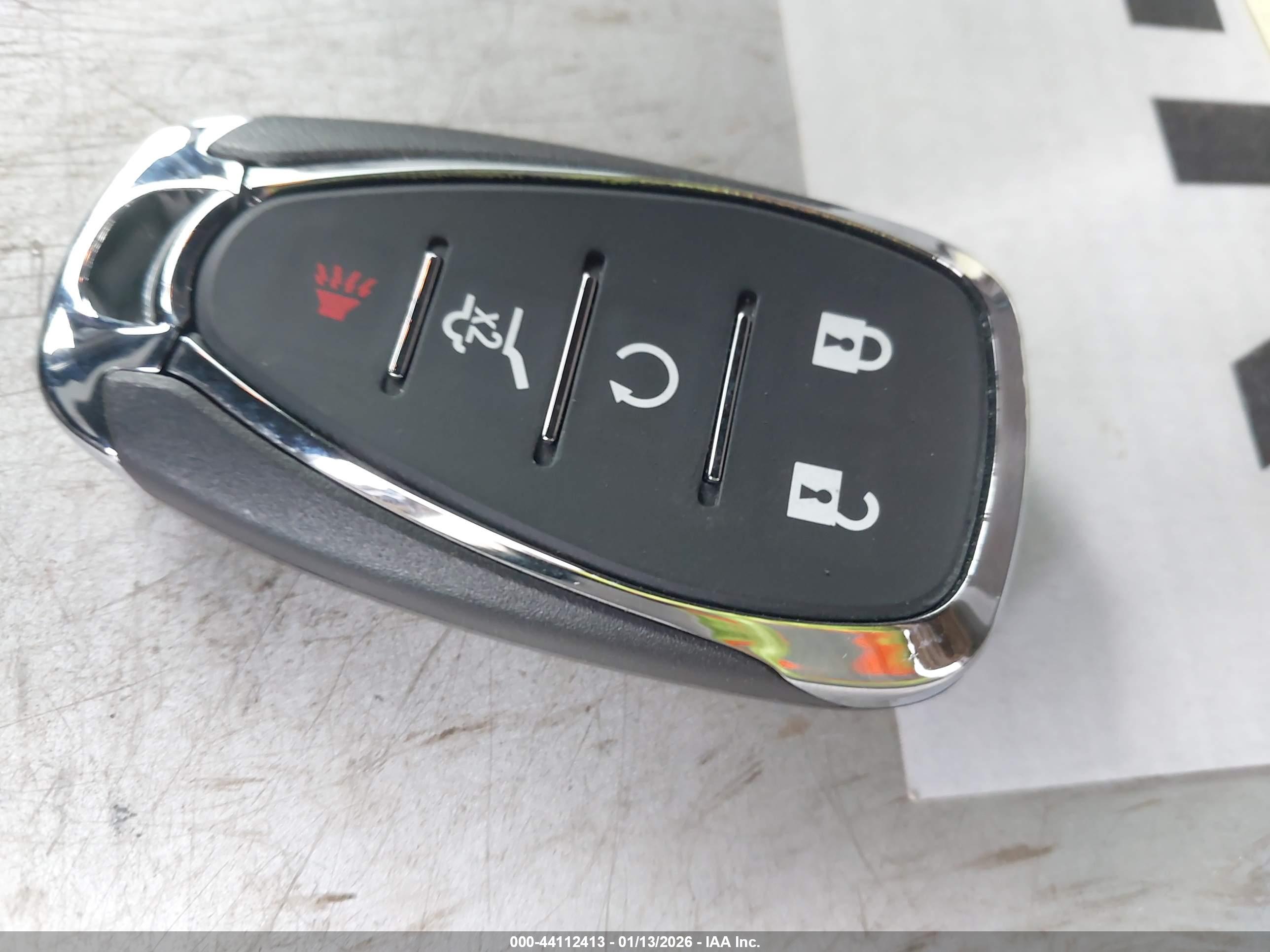 CHEVROLET EQUINOX image 11
