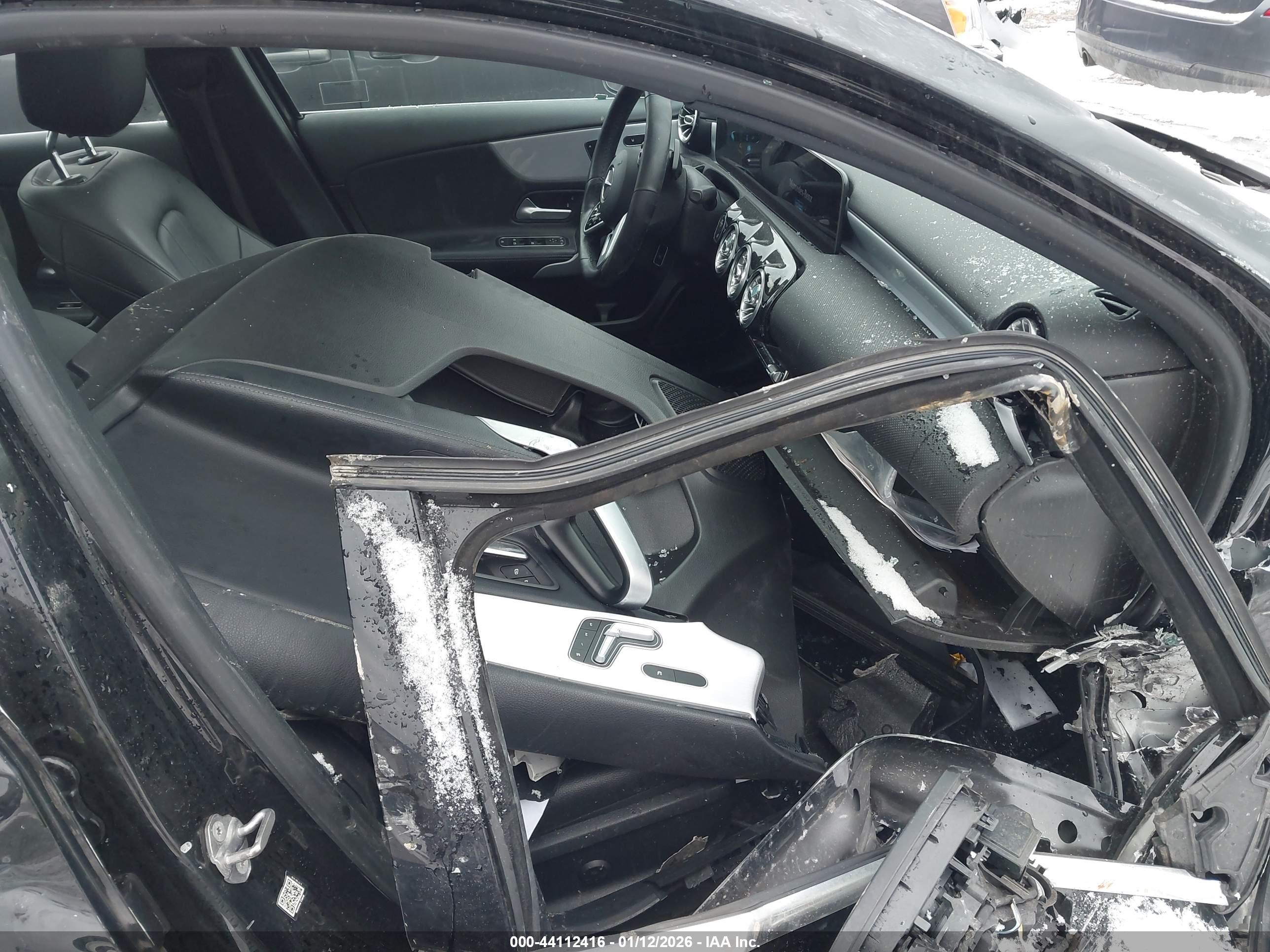 MERCEDES-BENZ A image 5