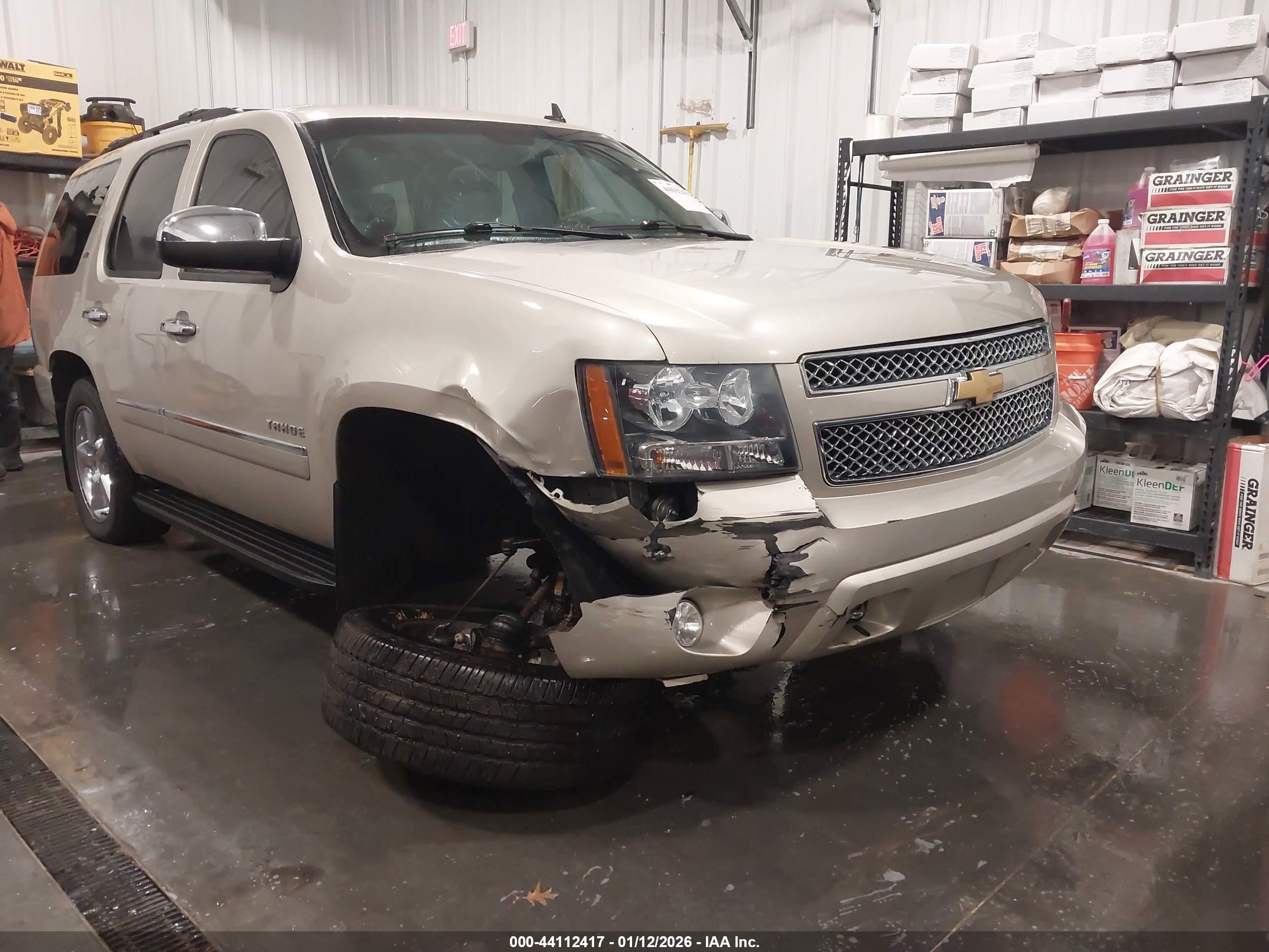 CHEVROLET TAHOE image 6
