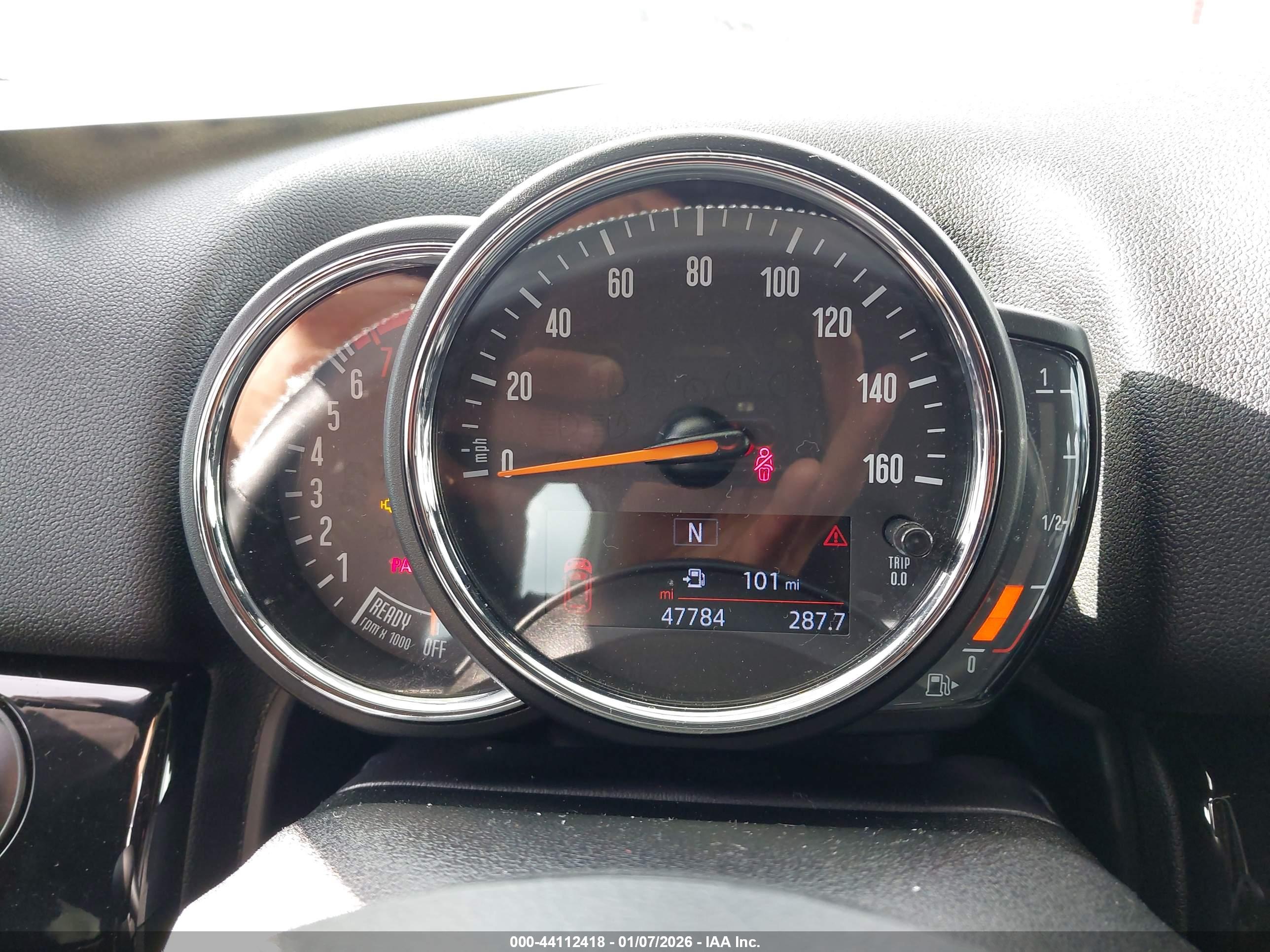 MINI COUNTRYMAN image 7