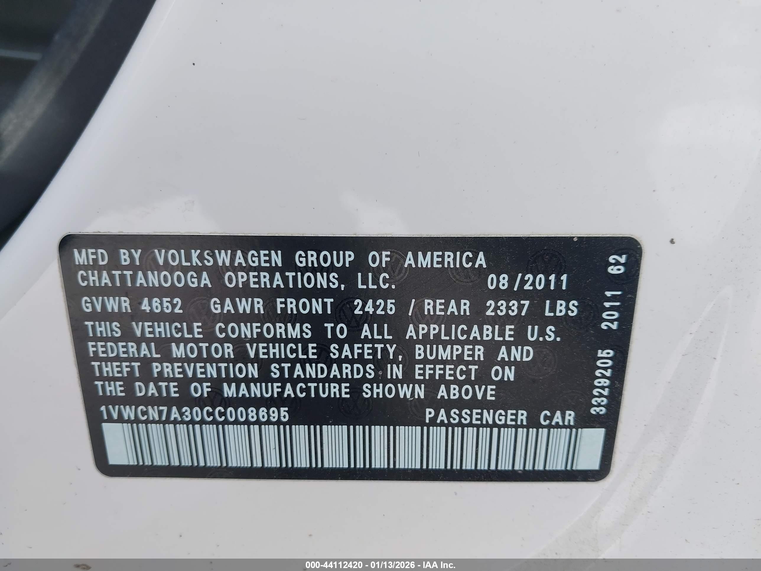 VOLKSWAGEN PASSAT image 9
