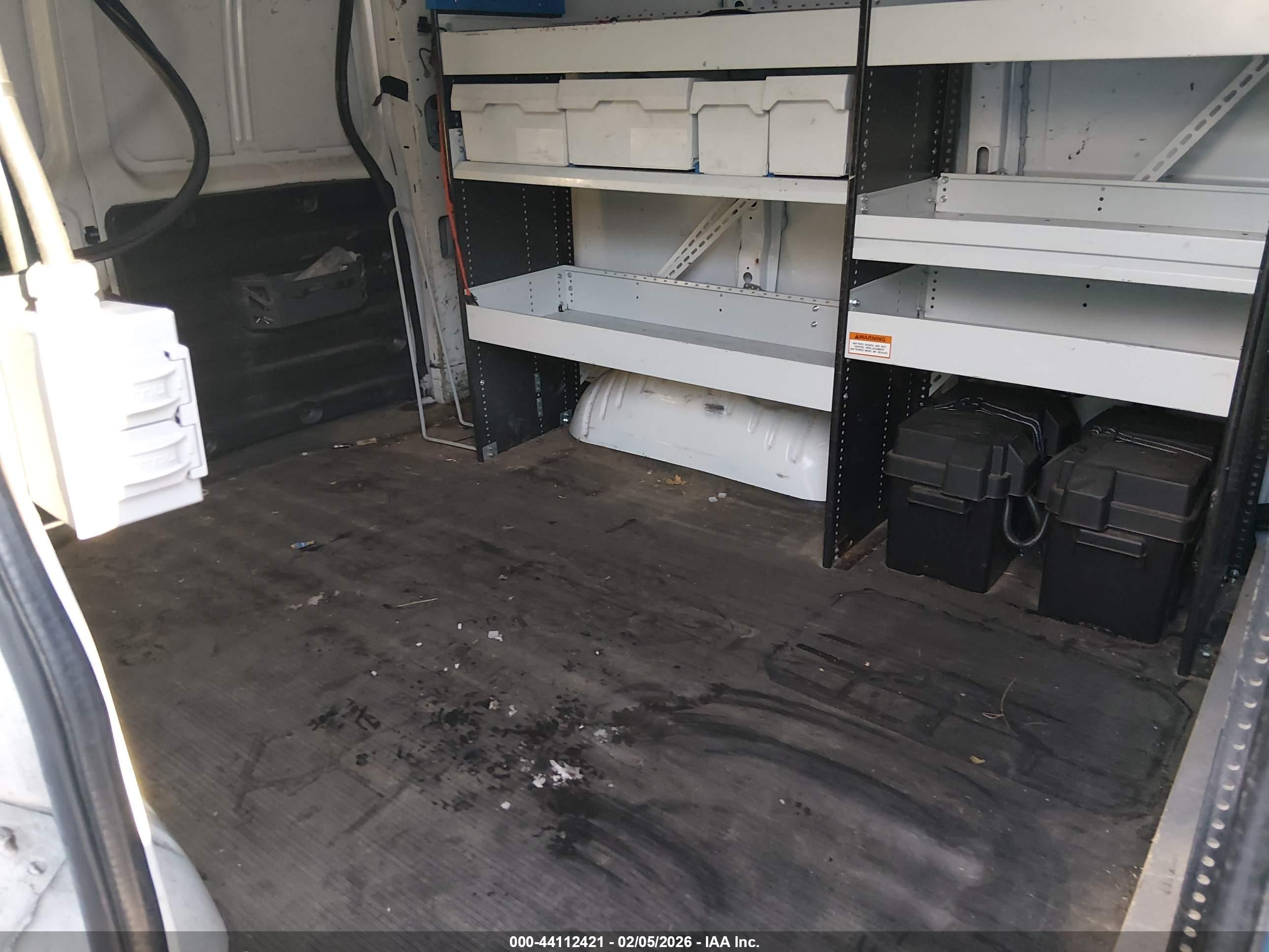 CHEVROLET EXPRESS image 8