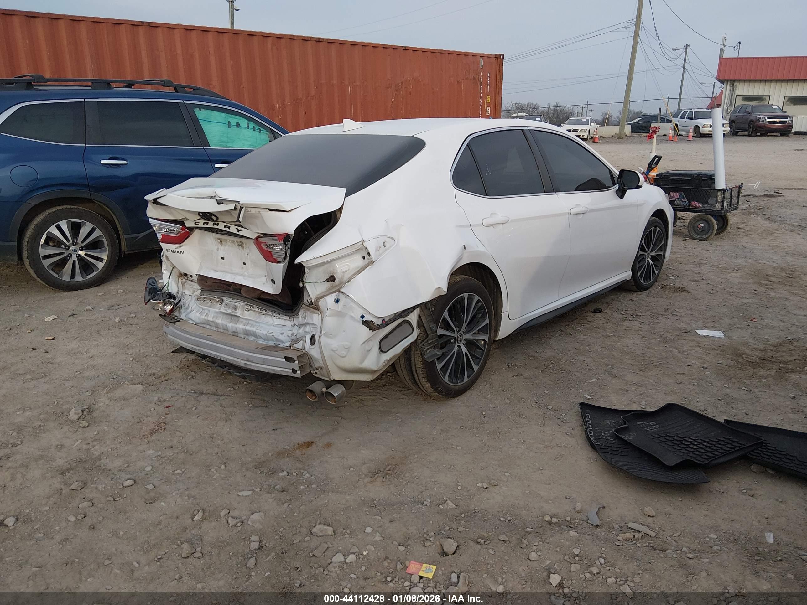 TOYOTA CAMRY image 4