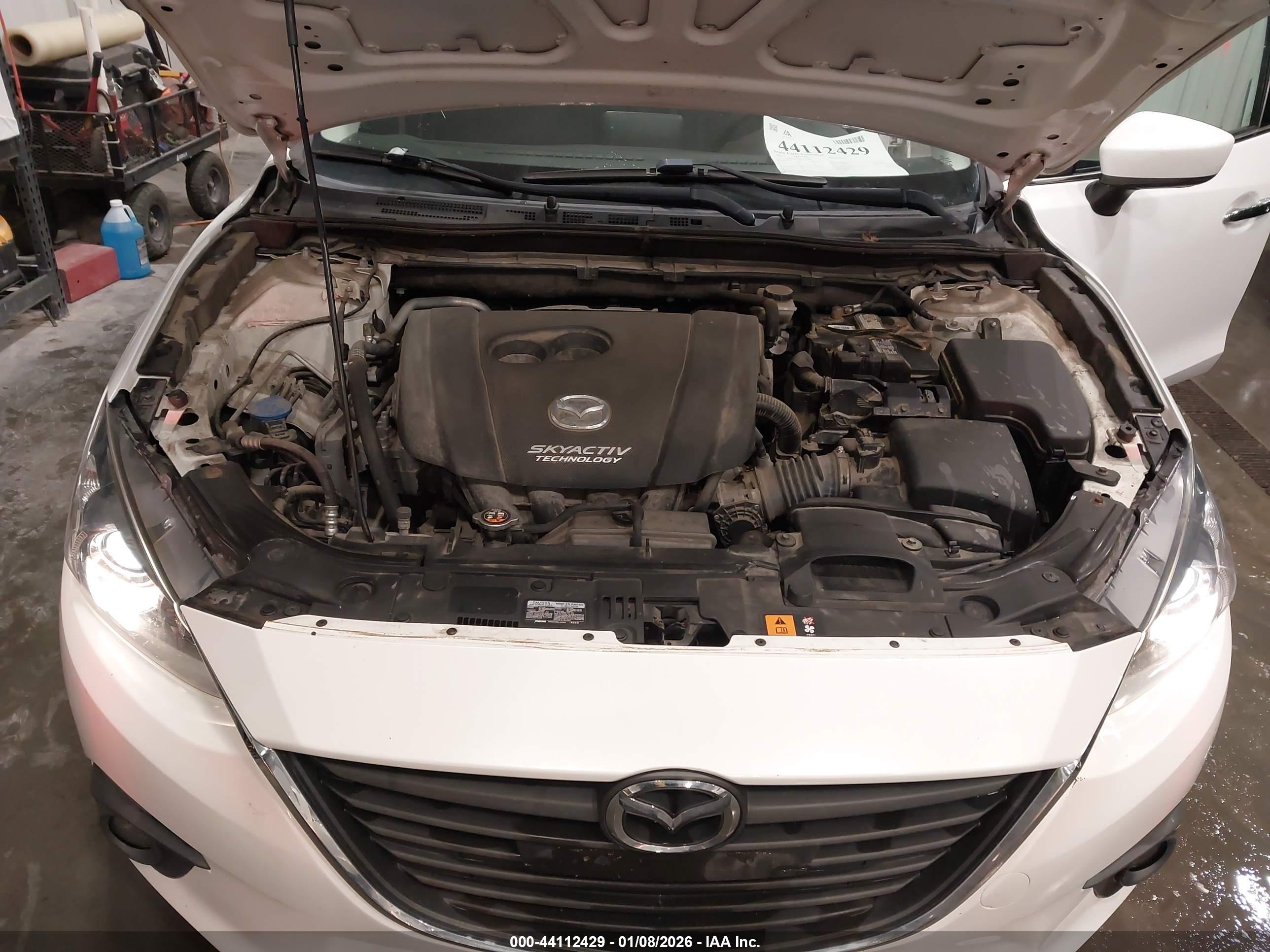 MAZDA MAZDA3 image 10