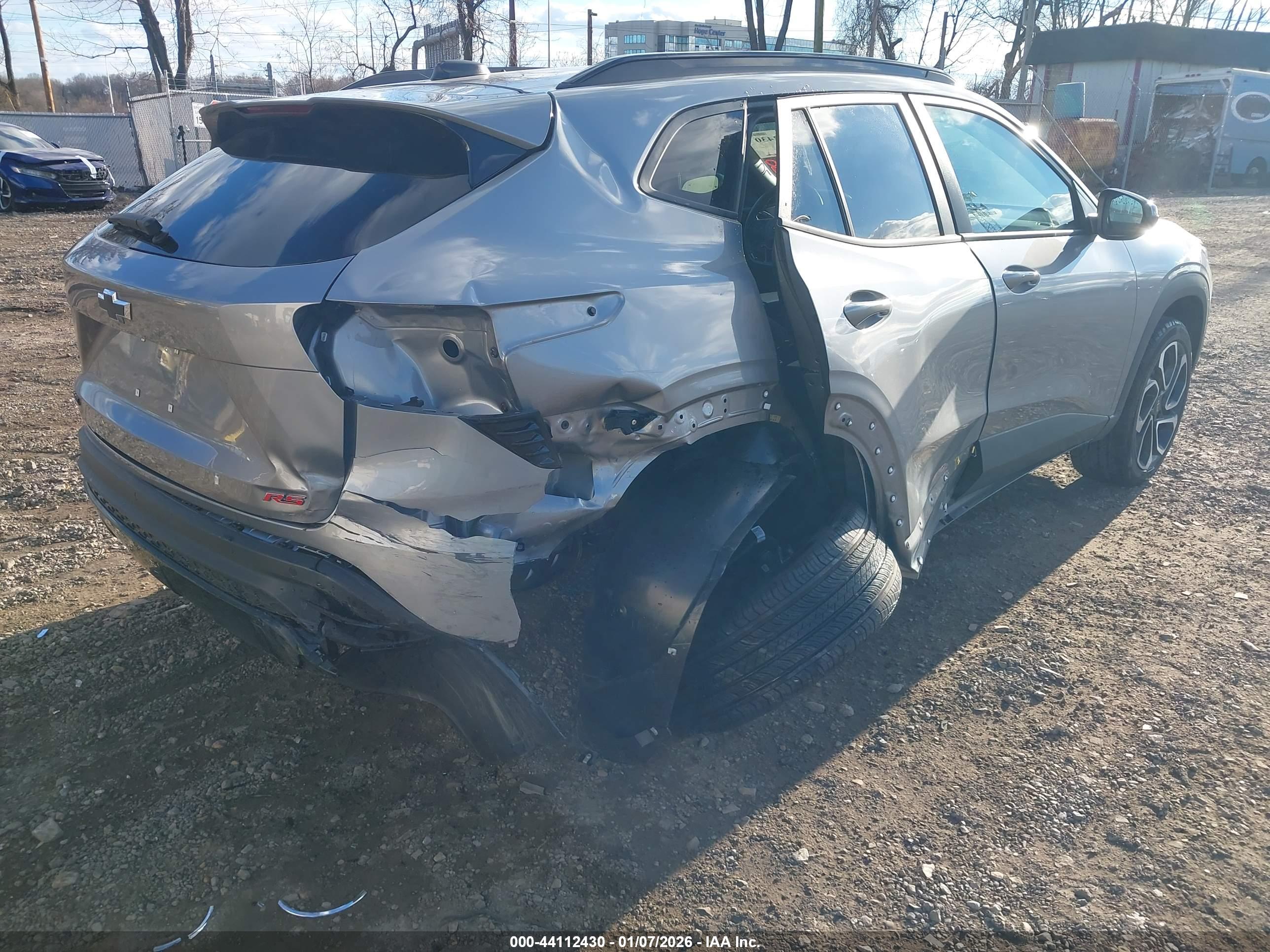 CHEVROLET TRAX image 4
