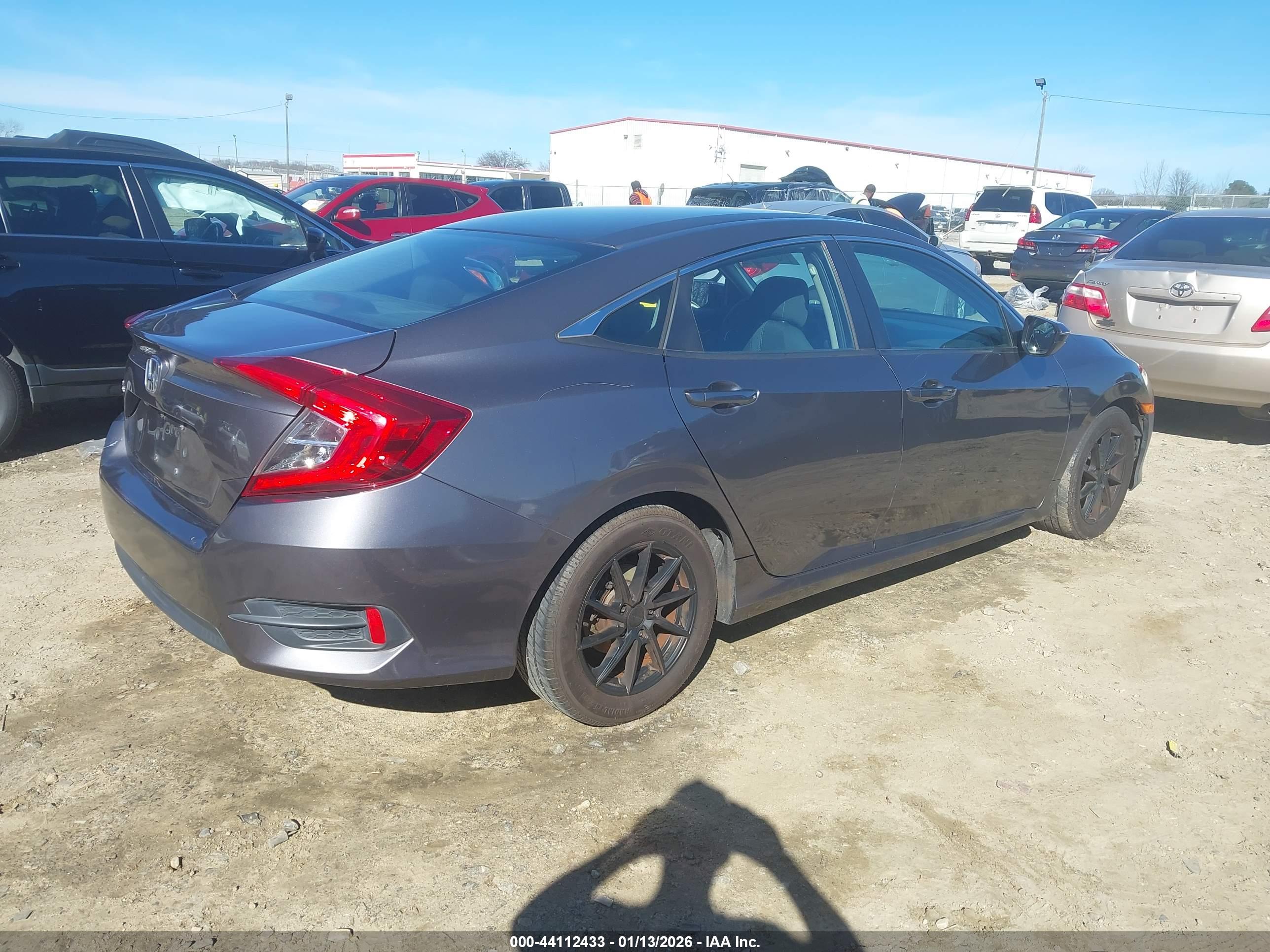 HONDA CIVIC image 4
