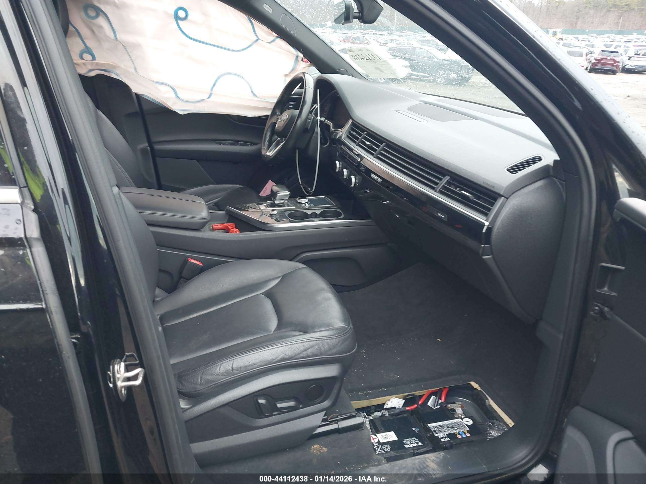 AUDI Q7 image 5