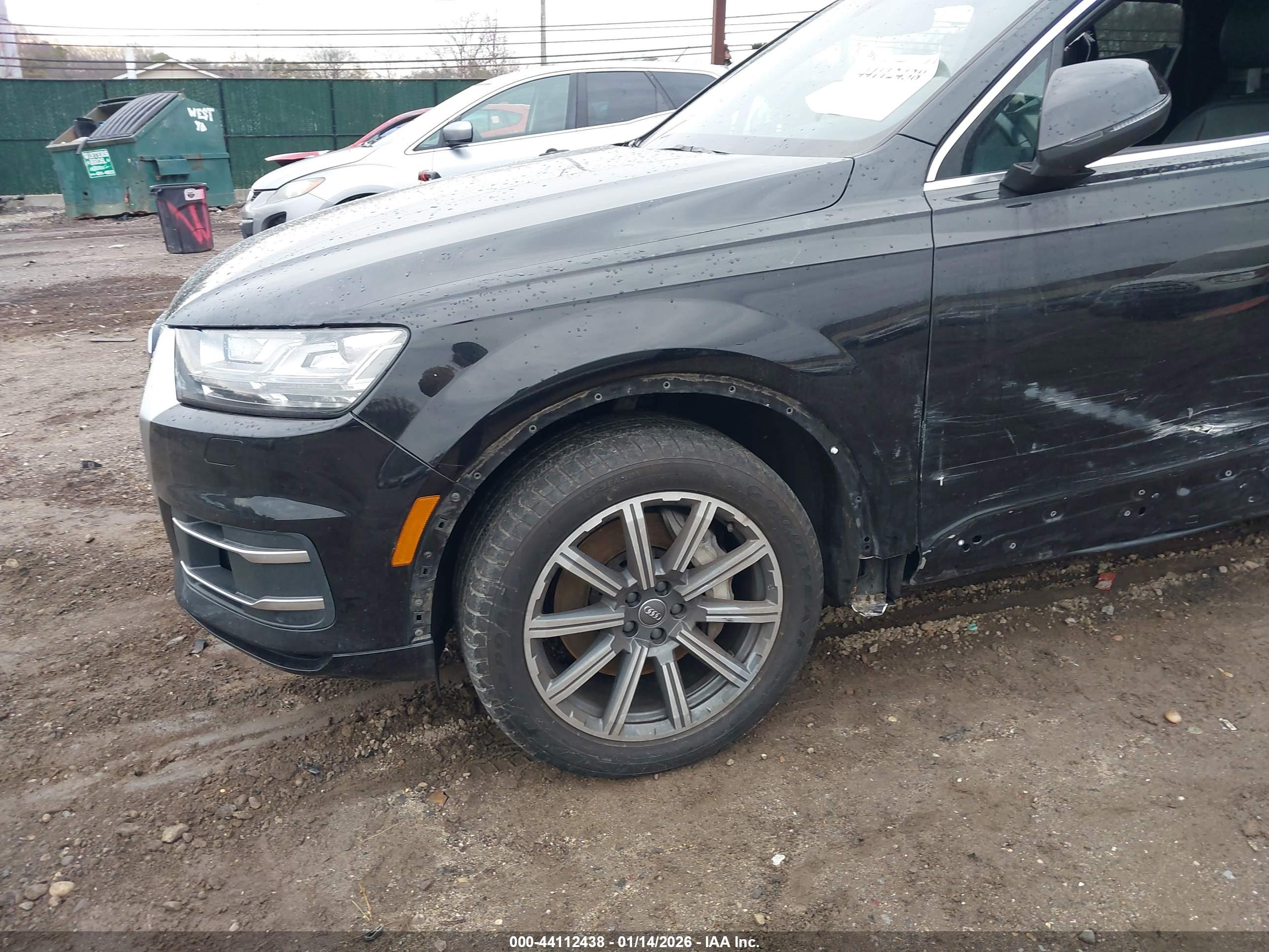 AUDI Q7 image 6