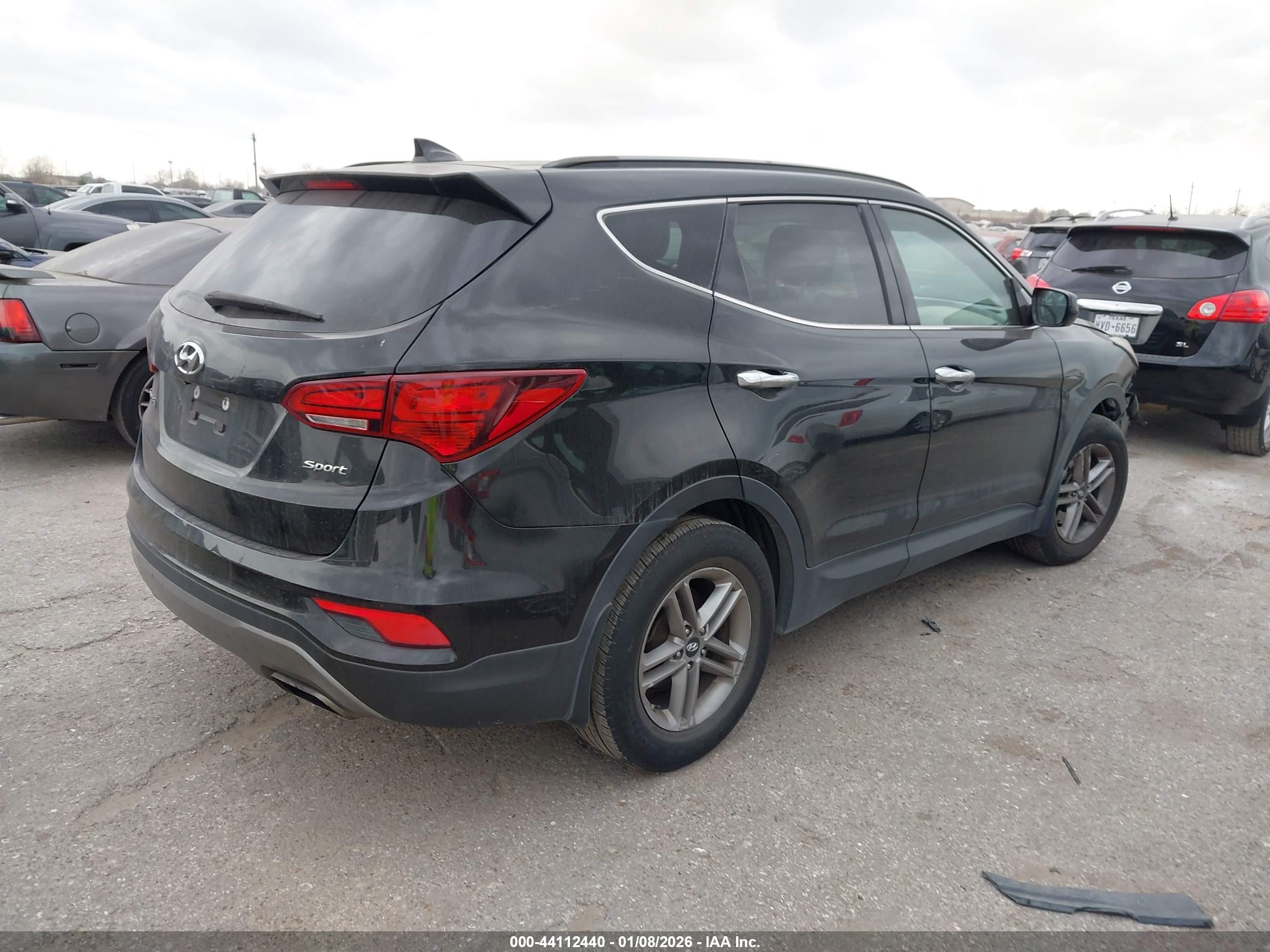 HYUNDAI SANTA image 4