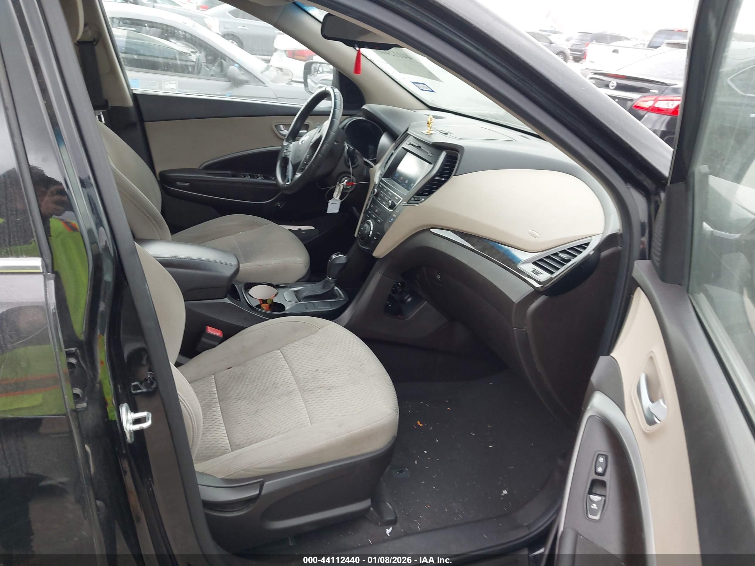 HYUNDAI SANTA image 5