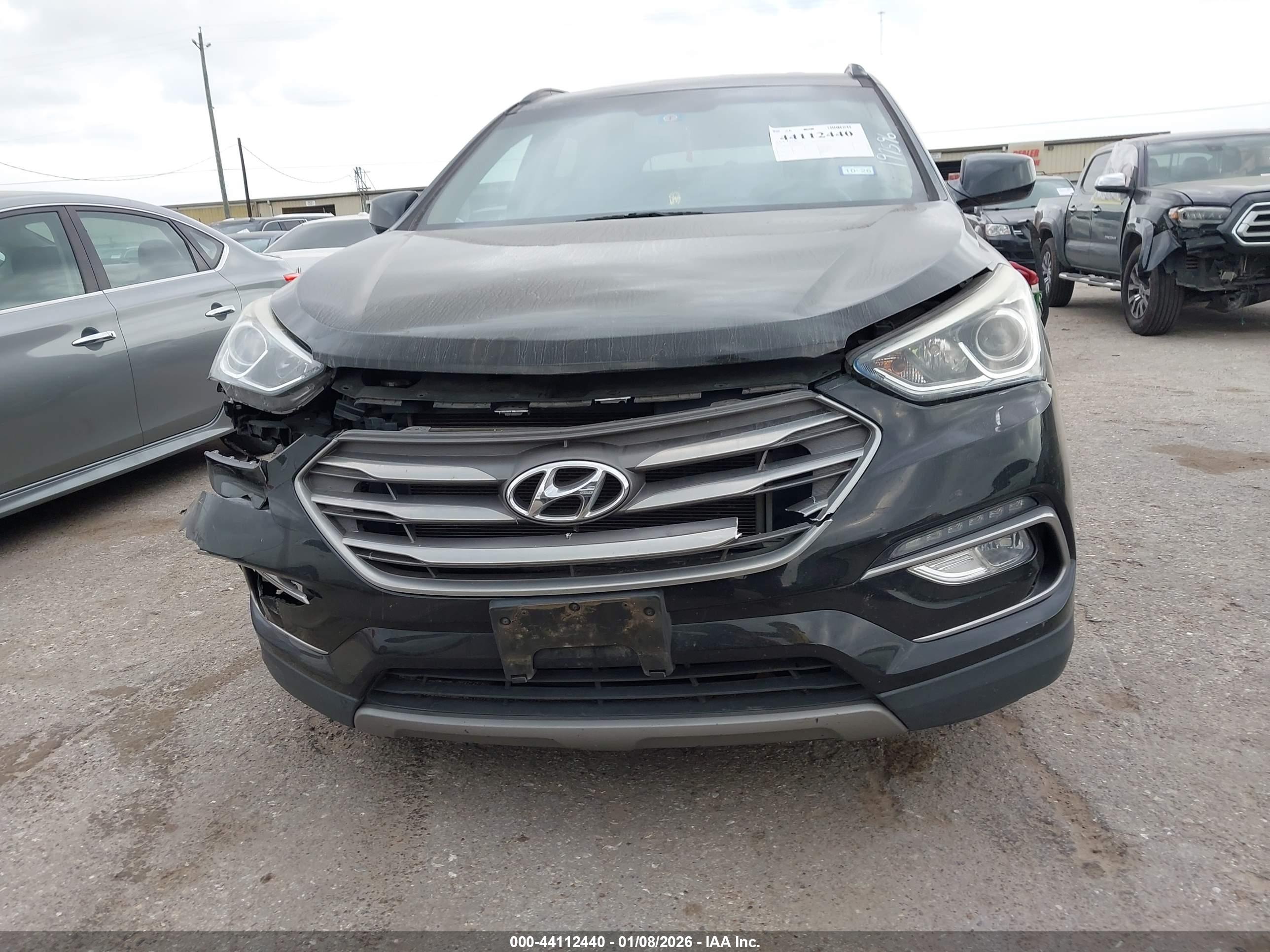 HYUNDAI SANTA image 6